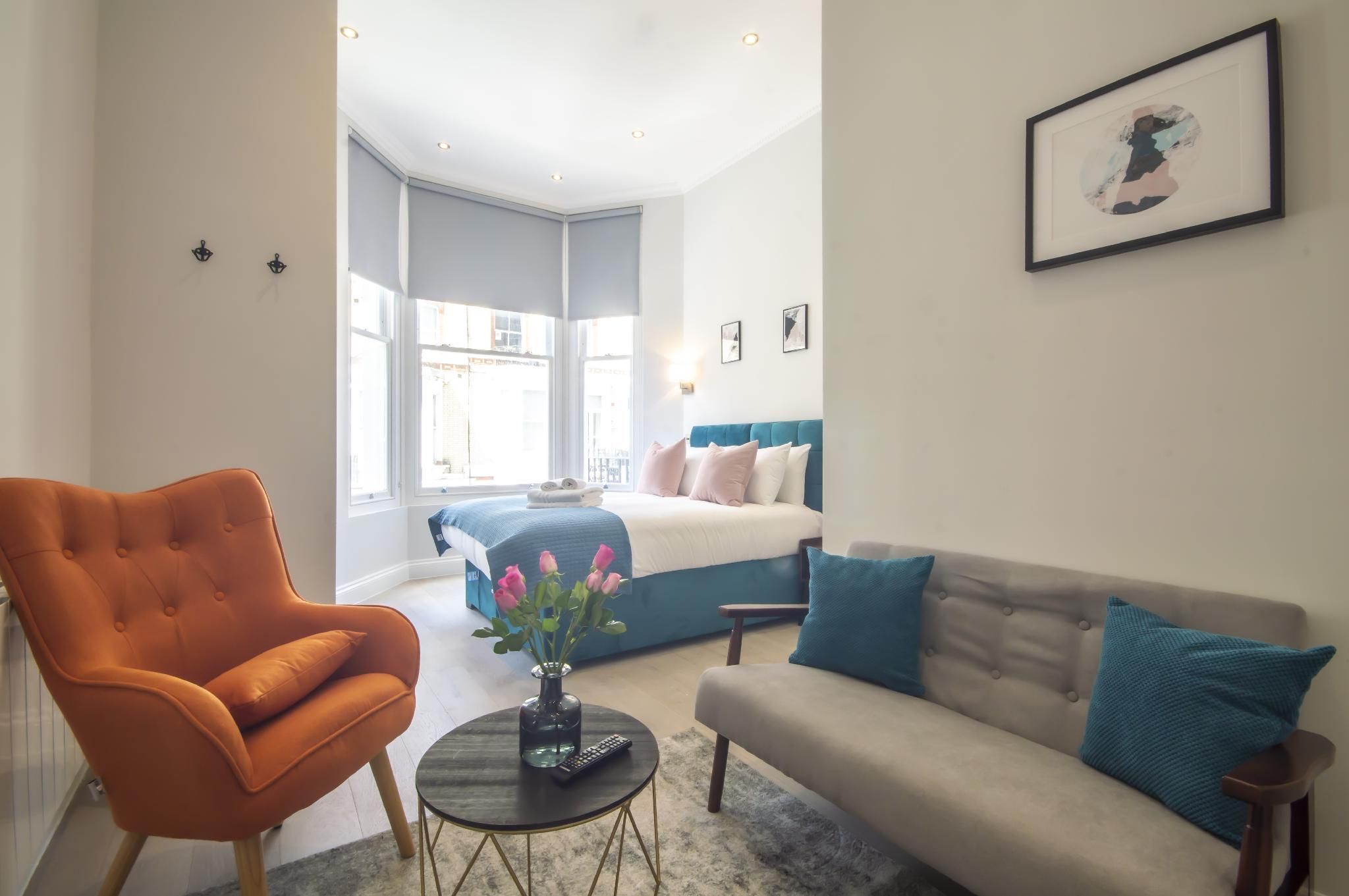 One Bedroom Manhattan Apartment