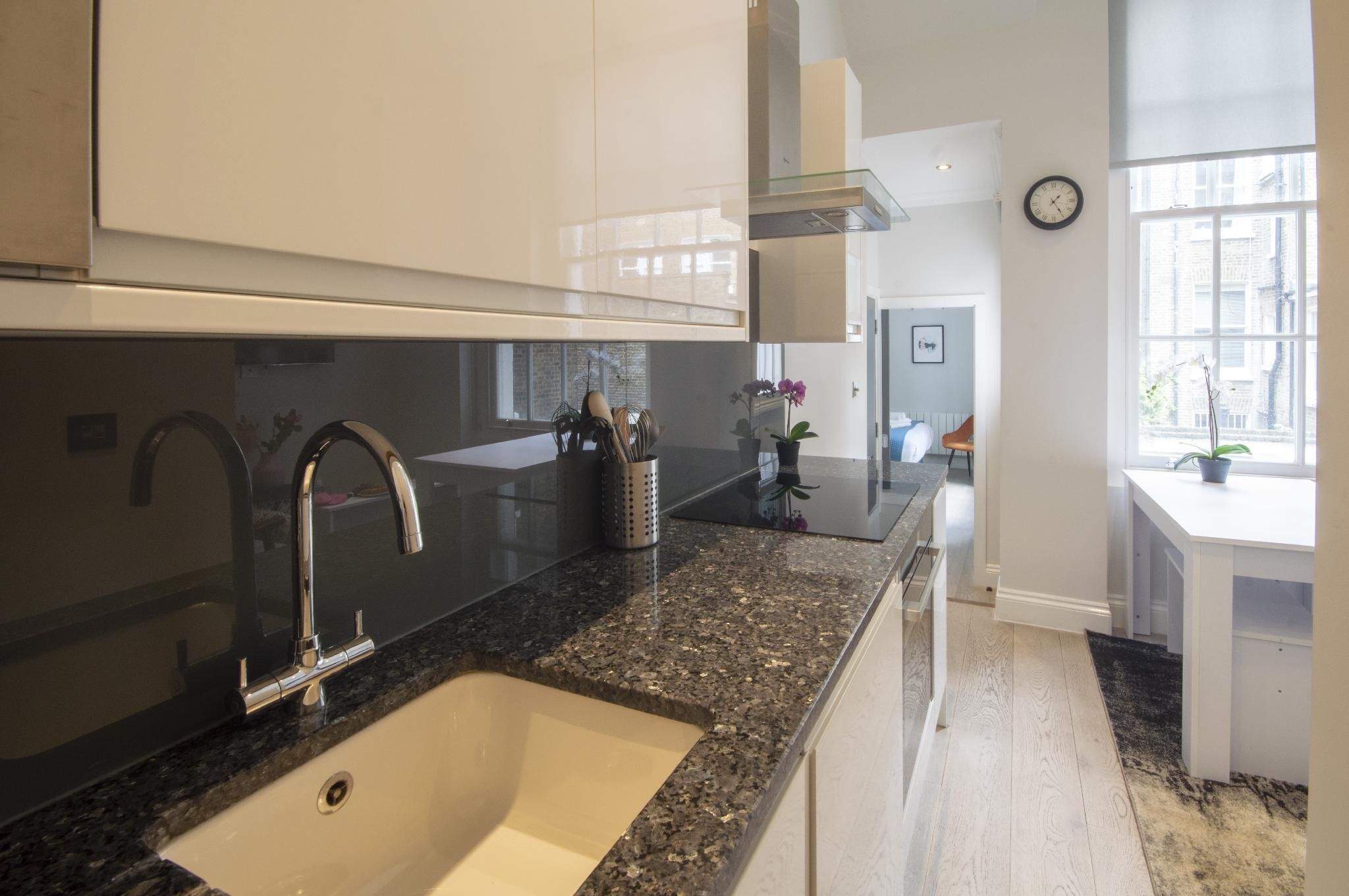 1 Bedroom 1 Bathroom