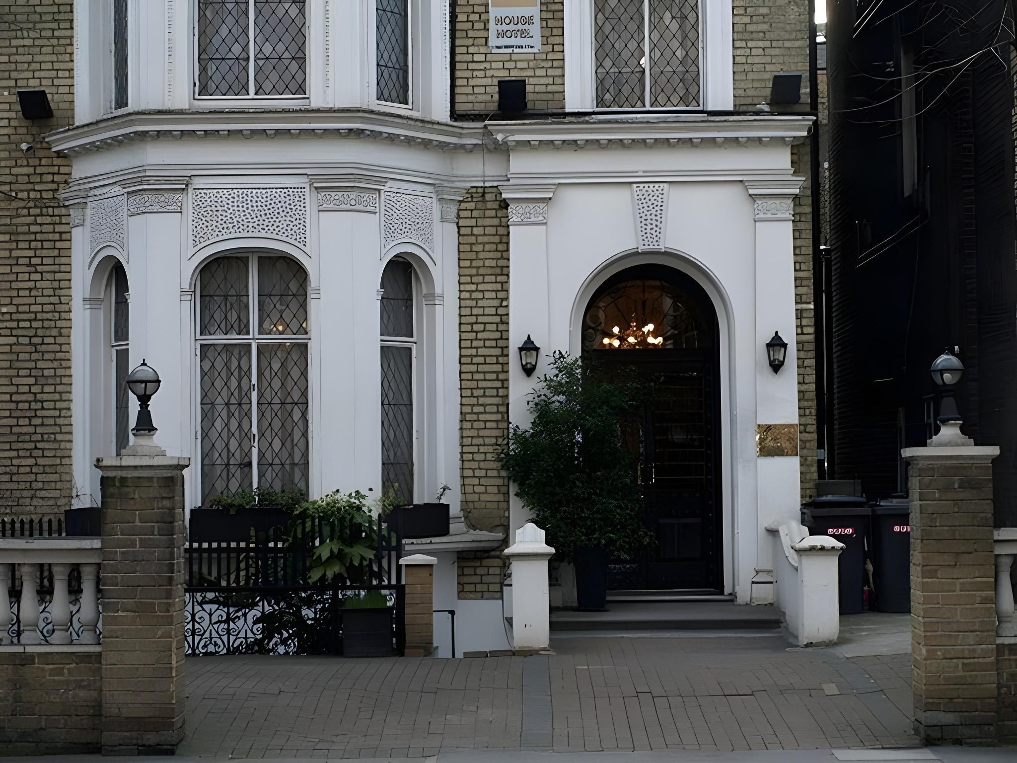 Chelsea House Bed & Breakfast
