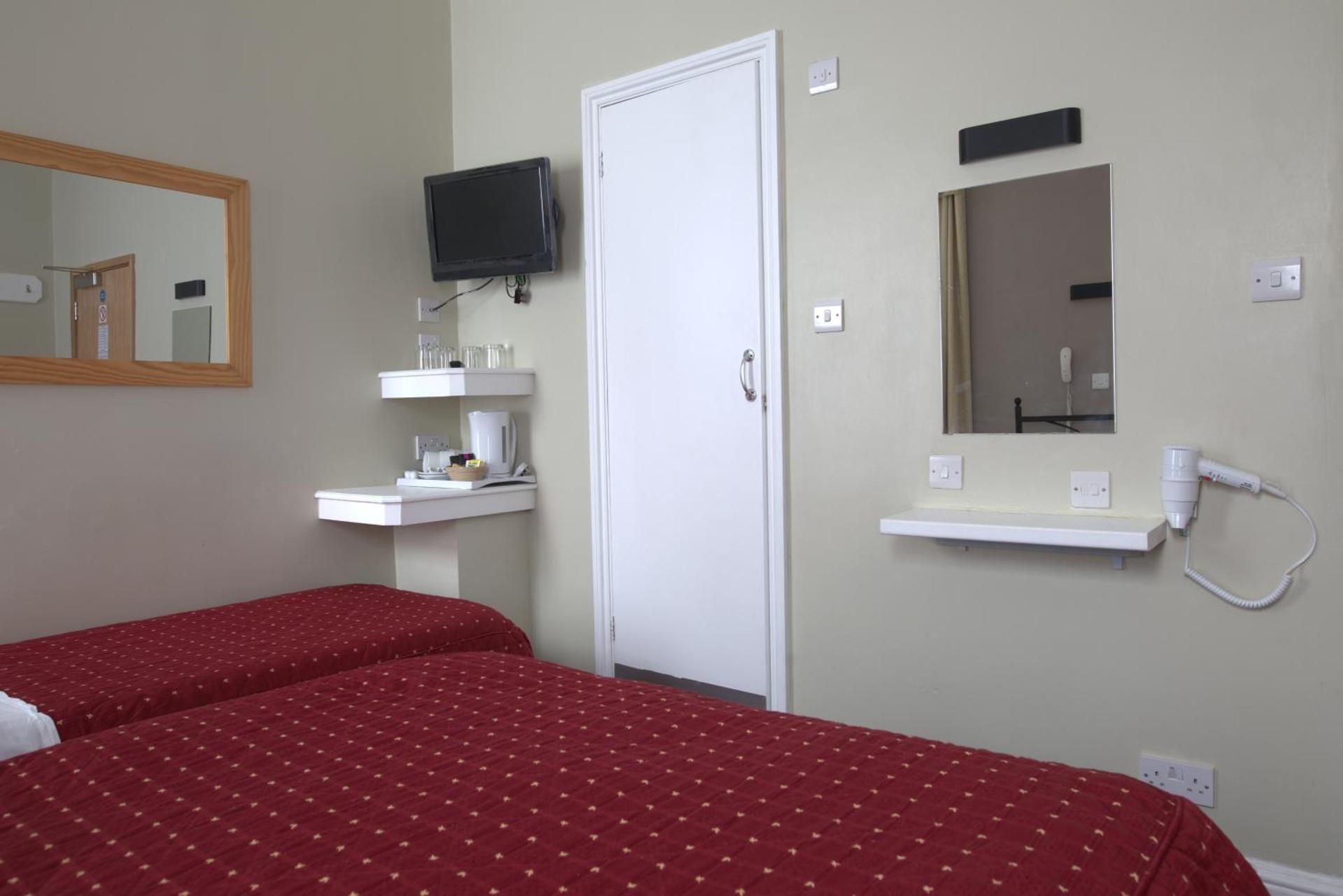 Single Room With Private Bathroom