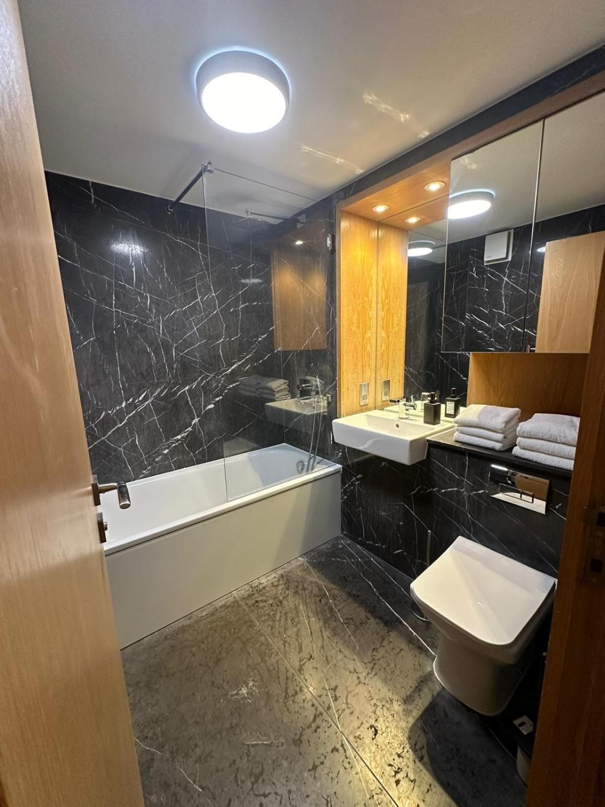 One-Bedroom Superior Apartment