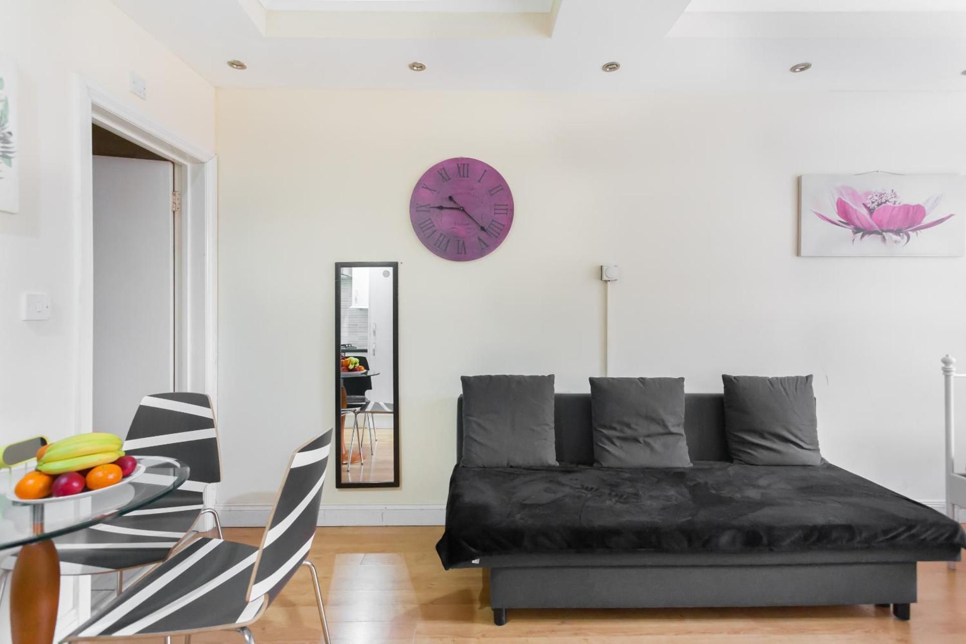 One-Bedroom Standard Apartment