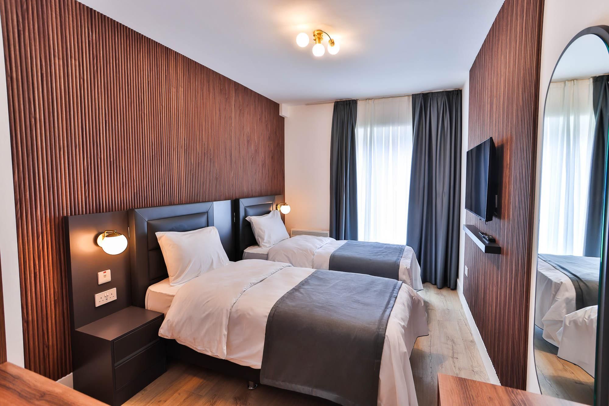 Deluxe Double or Twin