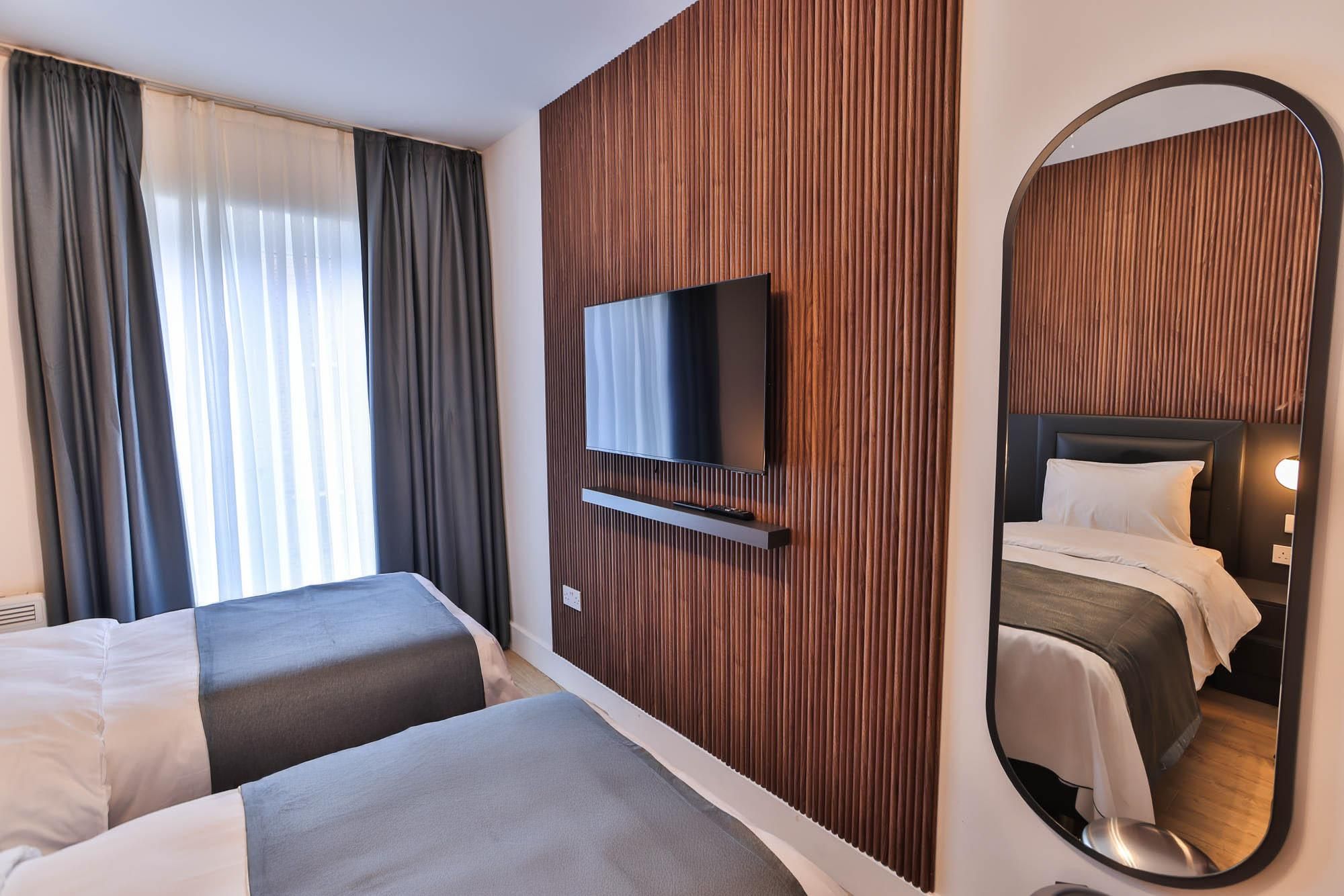 Deluxe Double or Twin