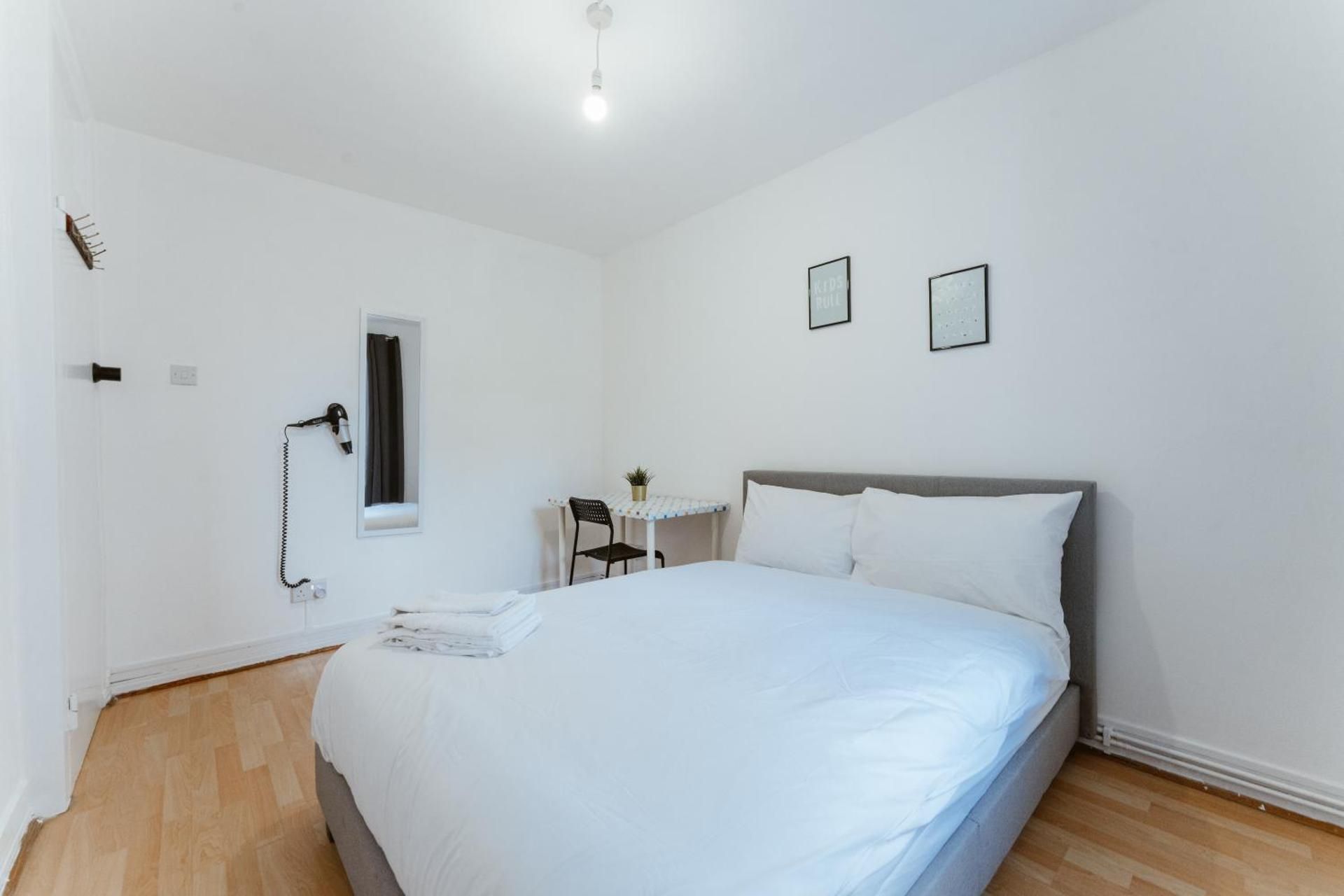 Double Room with Shared Bathroom