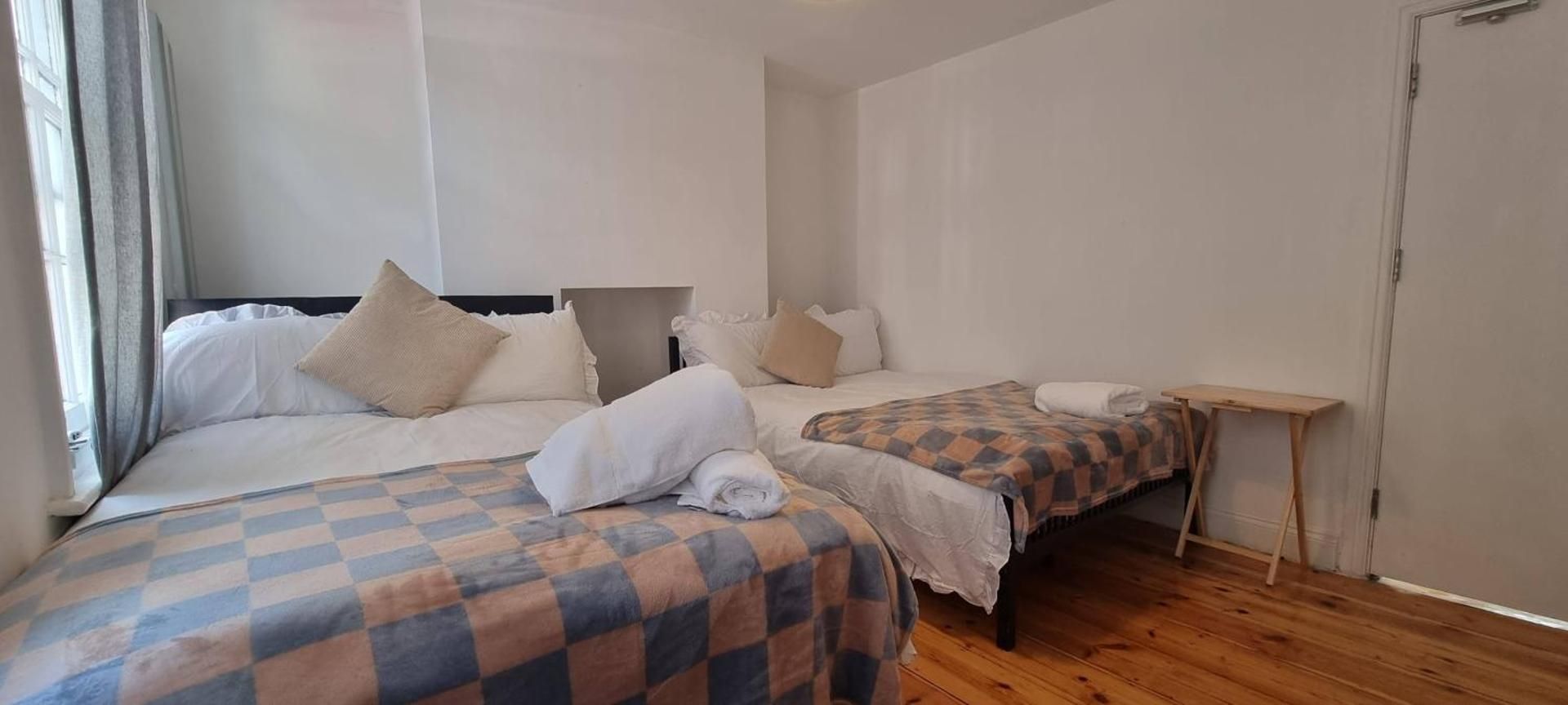 Quadruple Room with Shared Bathroom