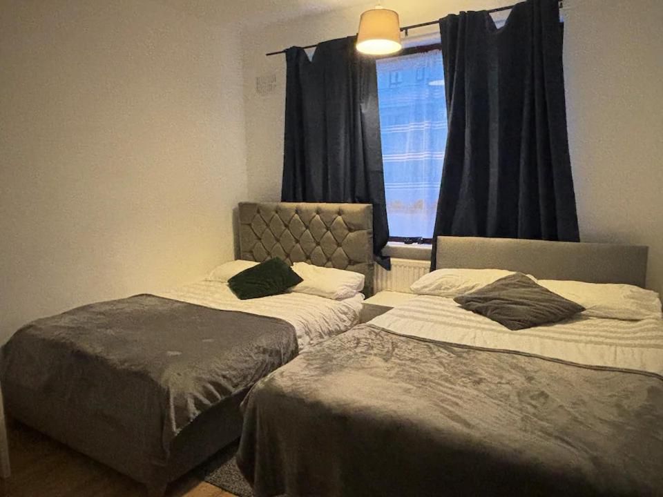 Economy Quadruple Room with Shared Bathroom