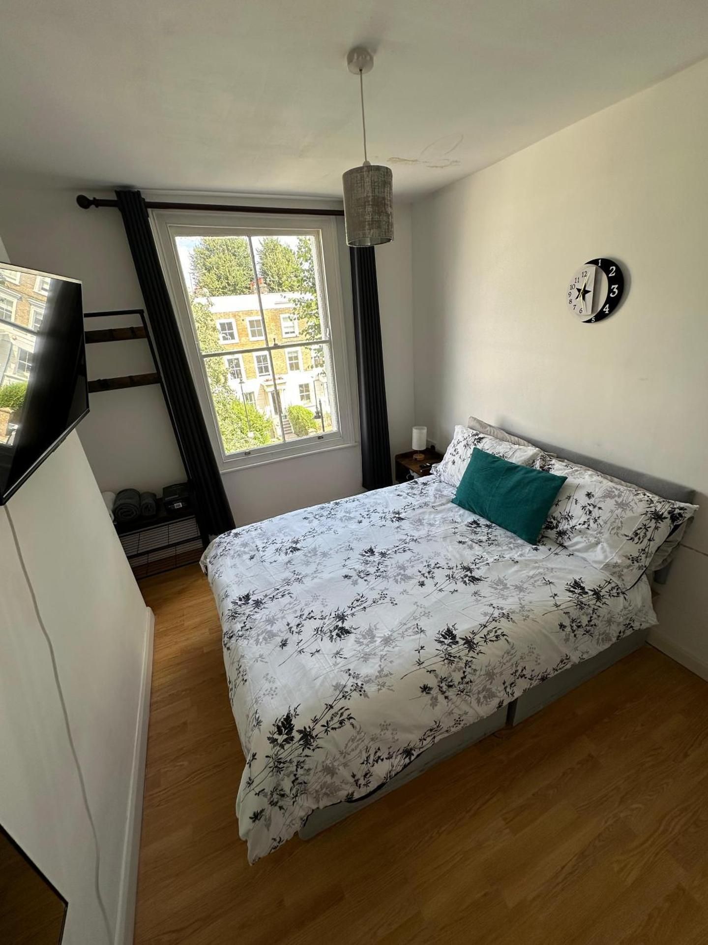 Standard Double Room with Shared Bathroom
