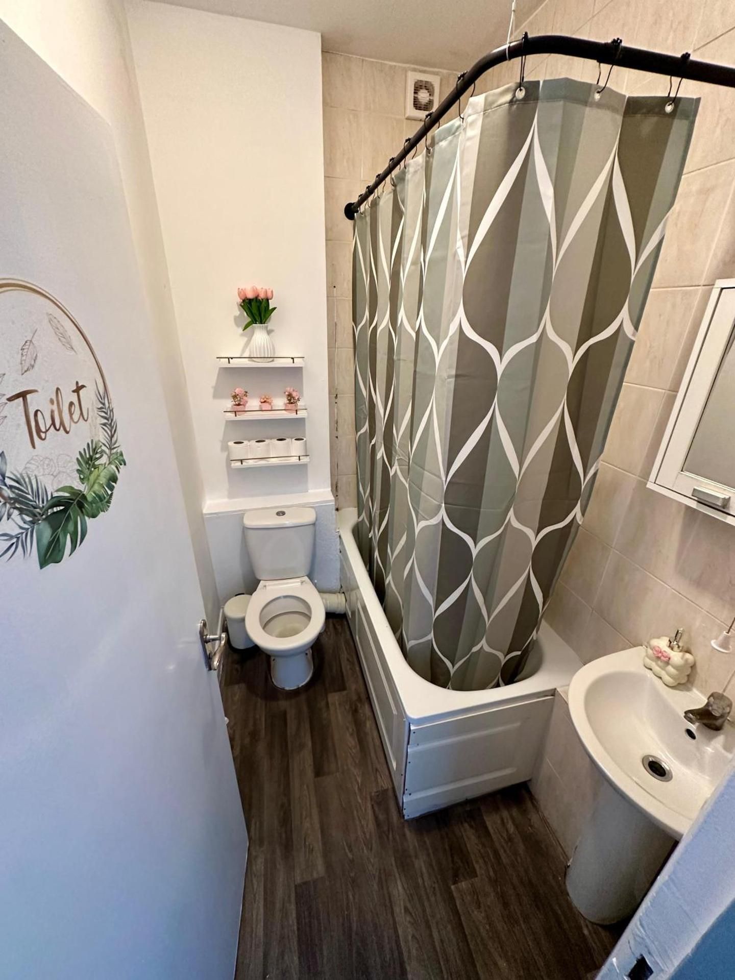 Double Room with Shared Bathroom