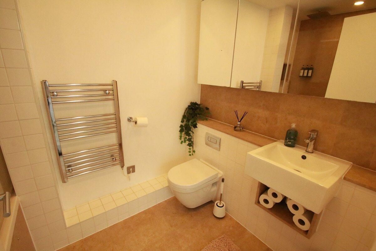Exclusive-Double room-Shared Bathroom-FT62