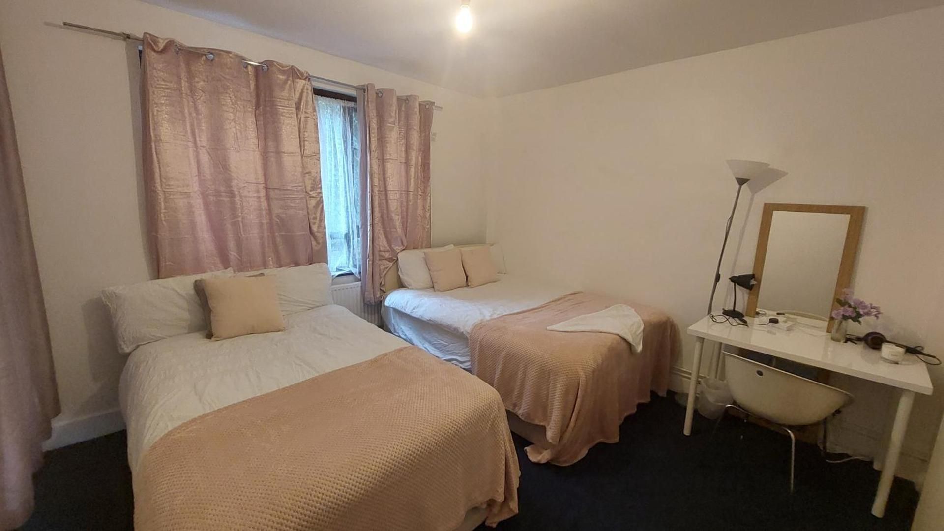 Economy Quadruple Room with Shared Bathroom