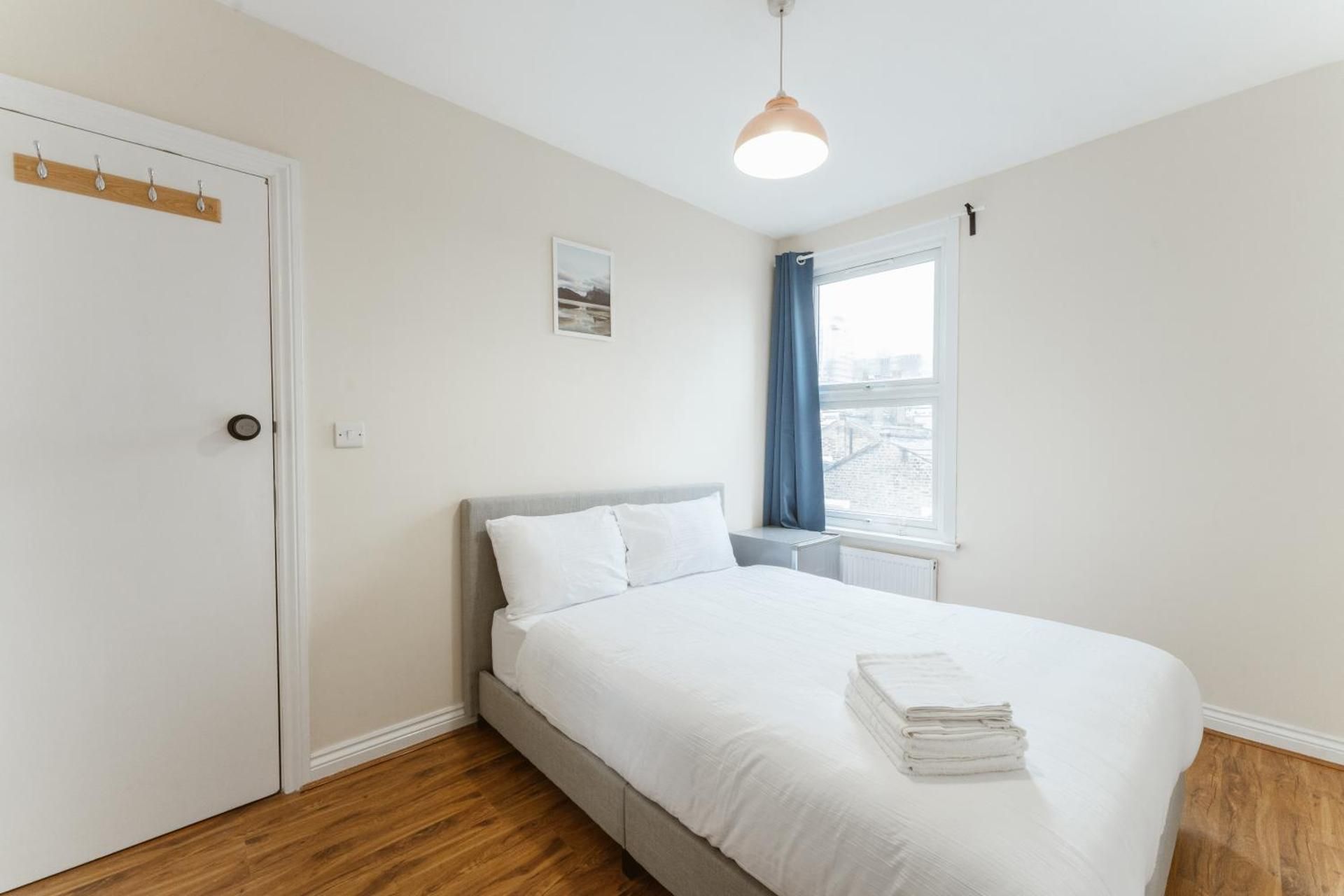 Double Room with Shared Bathroom (Room 3)