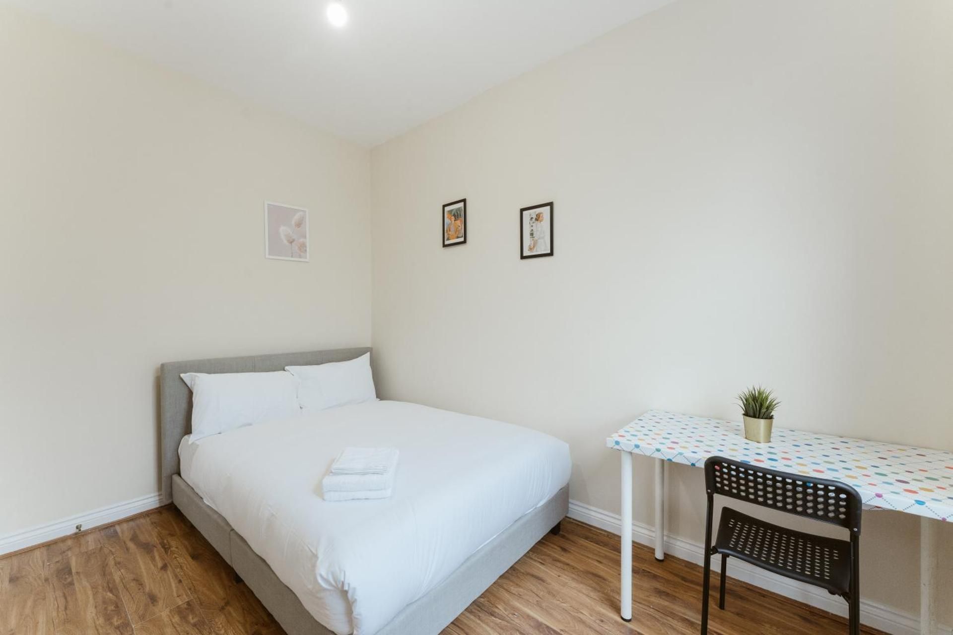 Double Room with Shared Bathroom