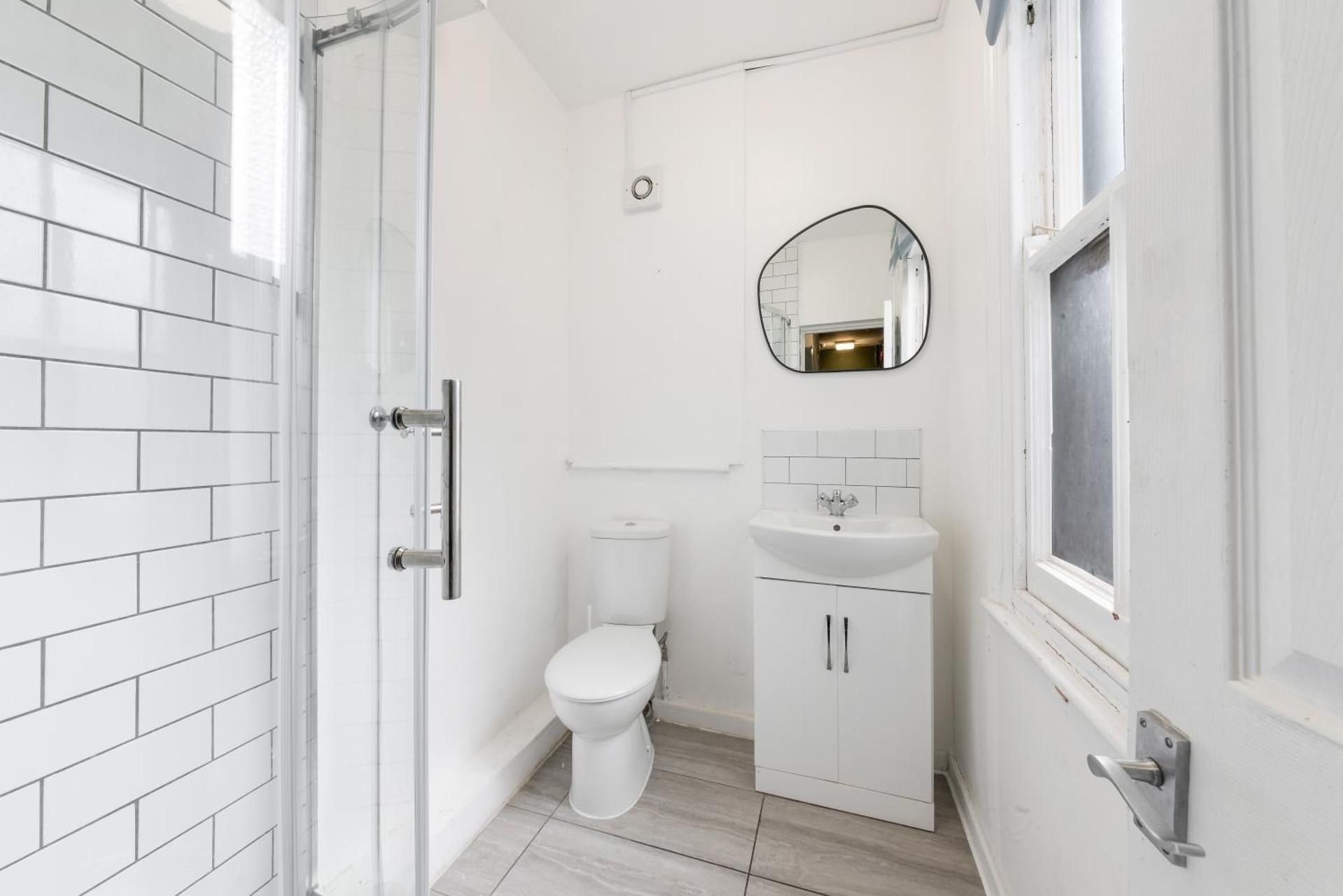 Basic Triple Room