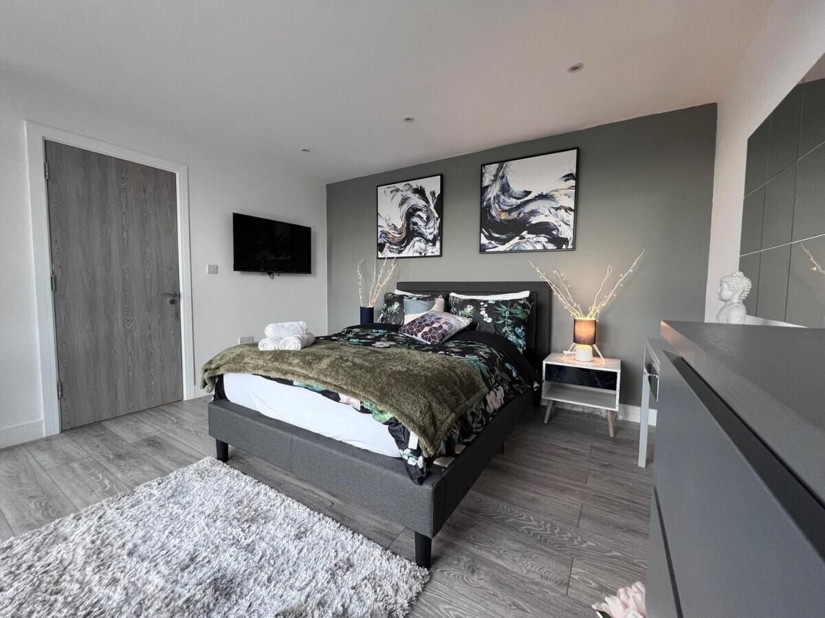 Double Room with Shared Bathroom