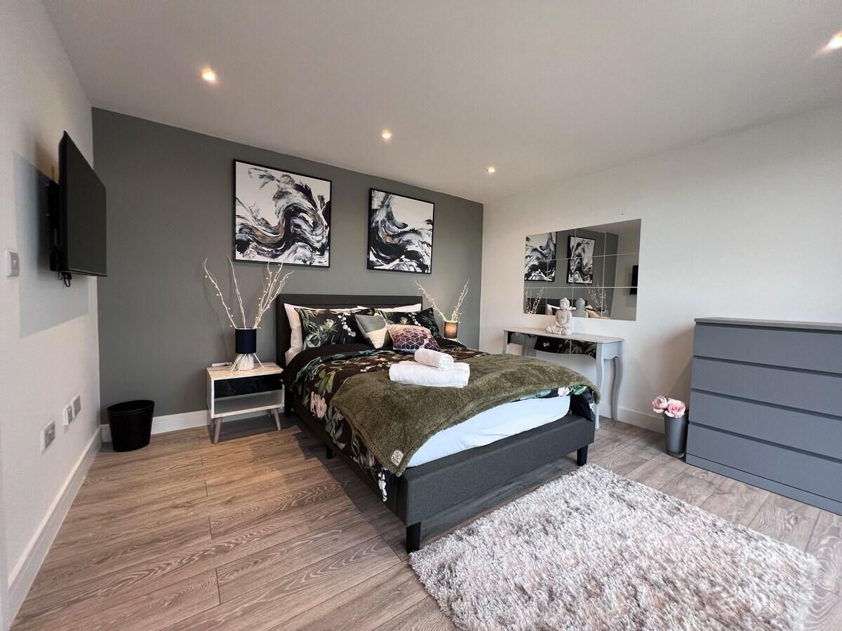 Double room-Shared Bathroom-FT82