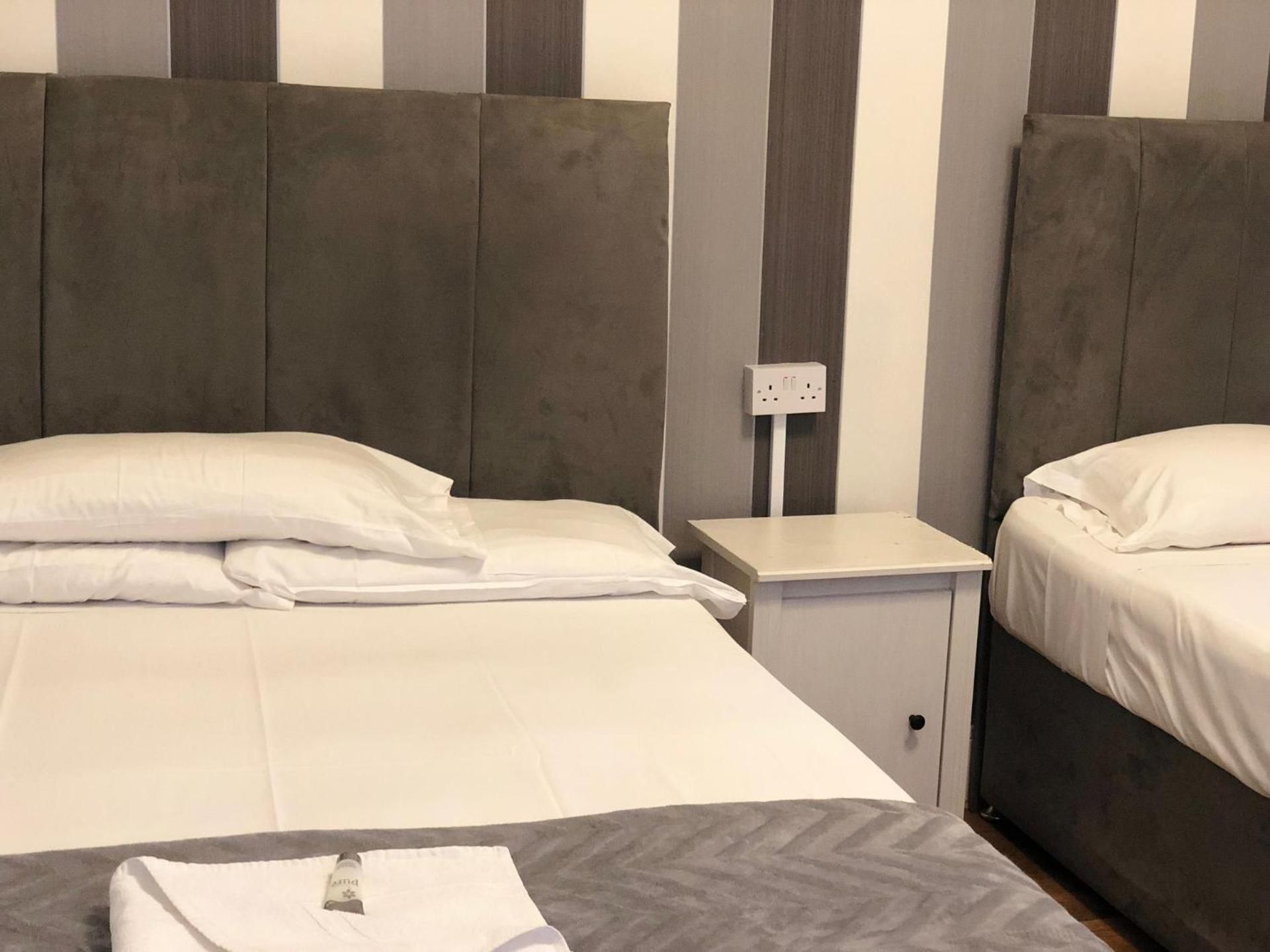 Twin Room with Shared Bathroom