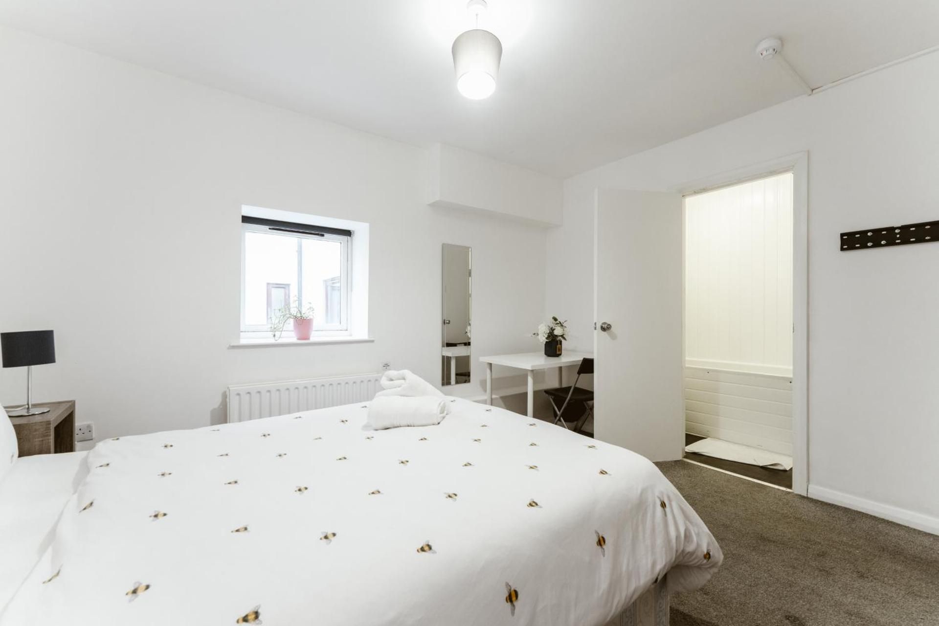 Double Room with Private Bathroom