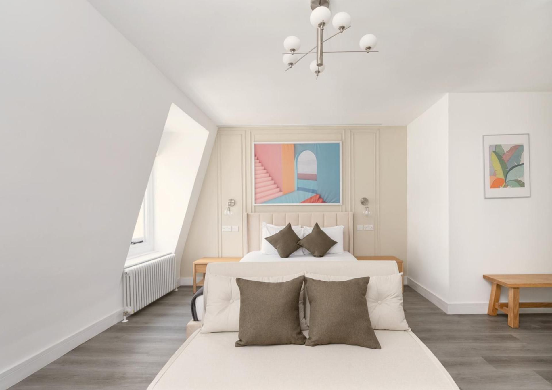 King Studio with Sofa Bed