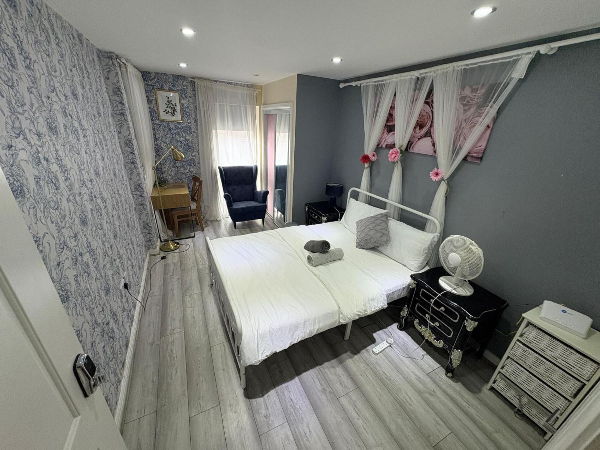 Double Room with Private Bathroom