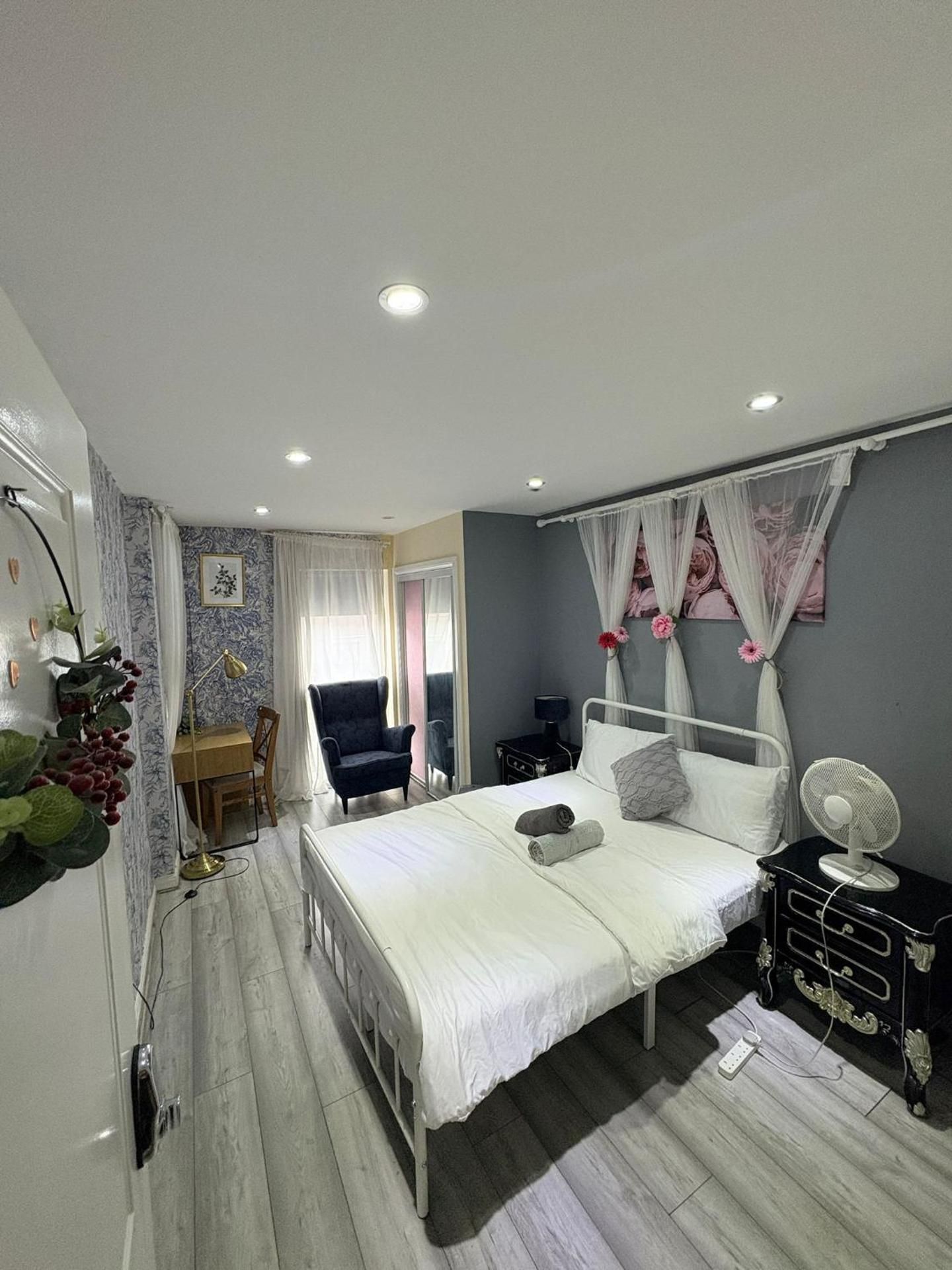 Double Room with Private Bathroom