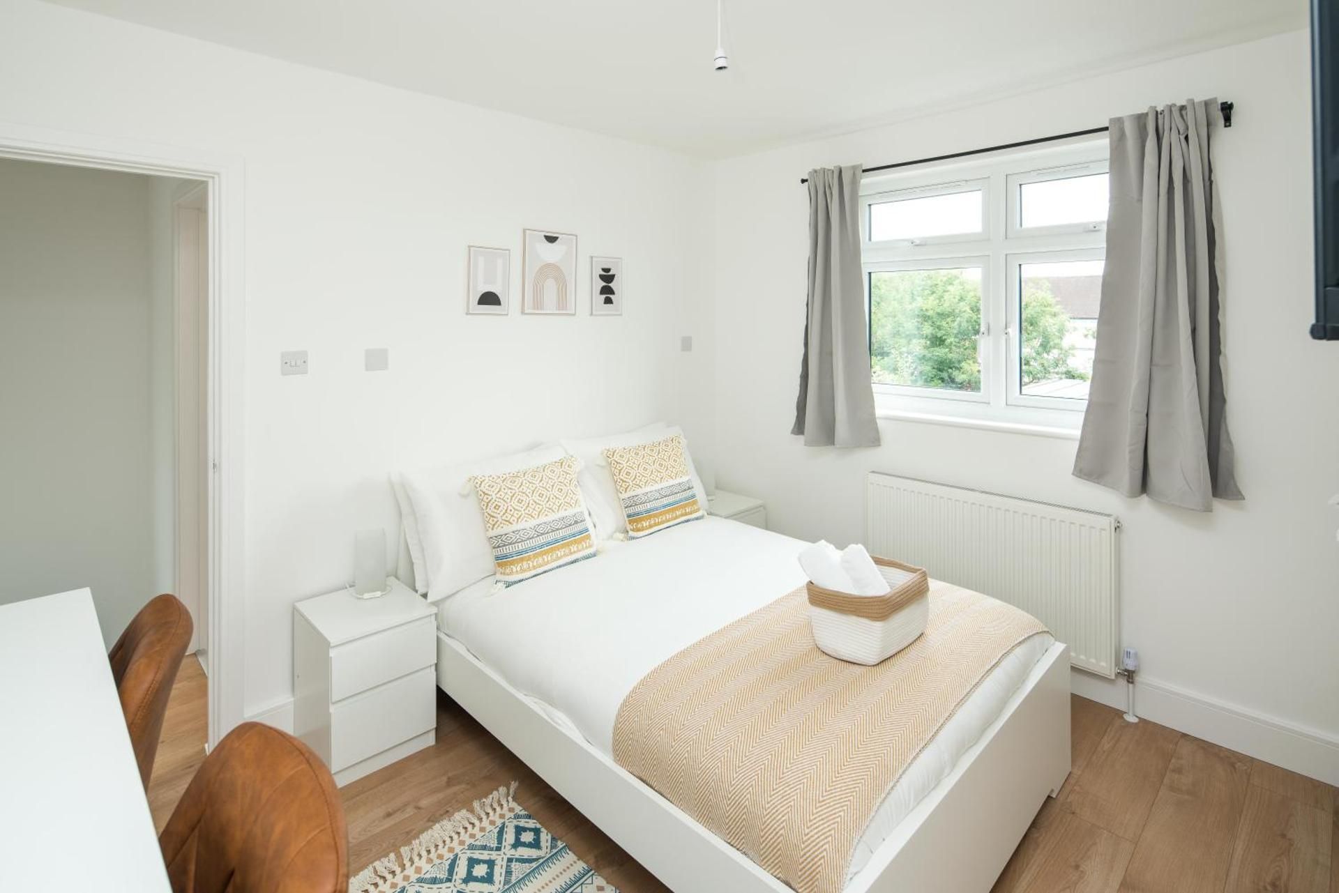 Double Room with Shared Bathroom