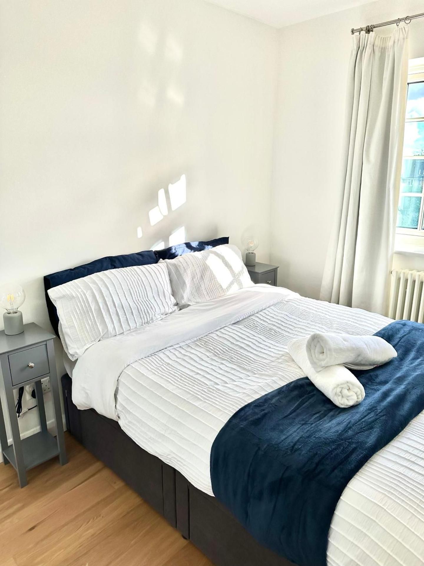 Standard Double Room with Shared Bathroom