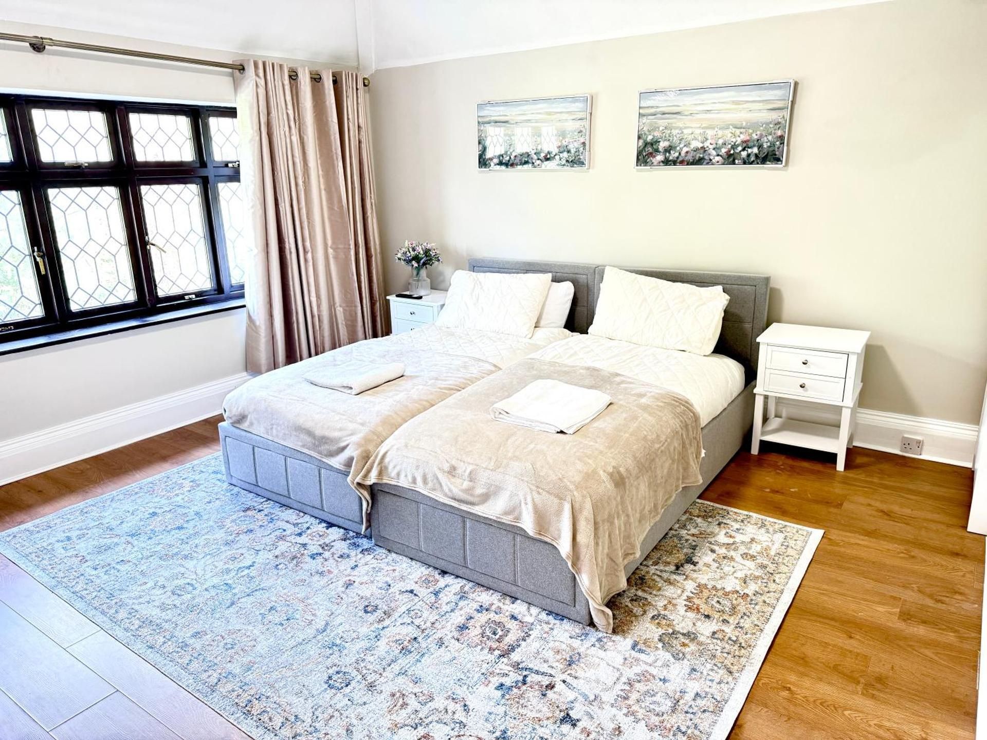 Double Room with Shared Bathroom
