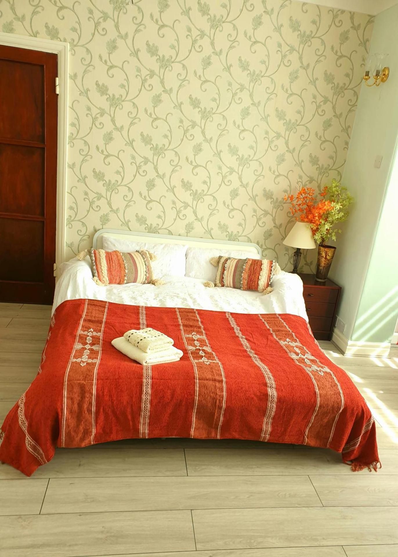 Deluxe Double Room with Shower