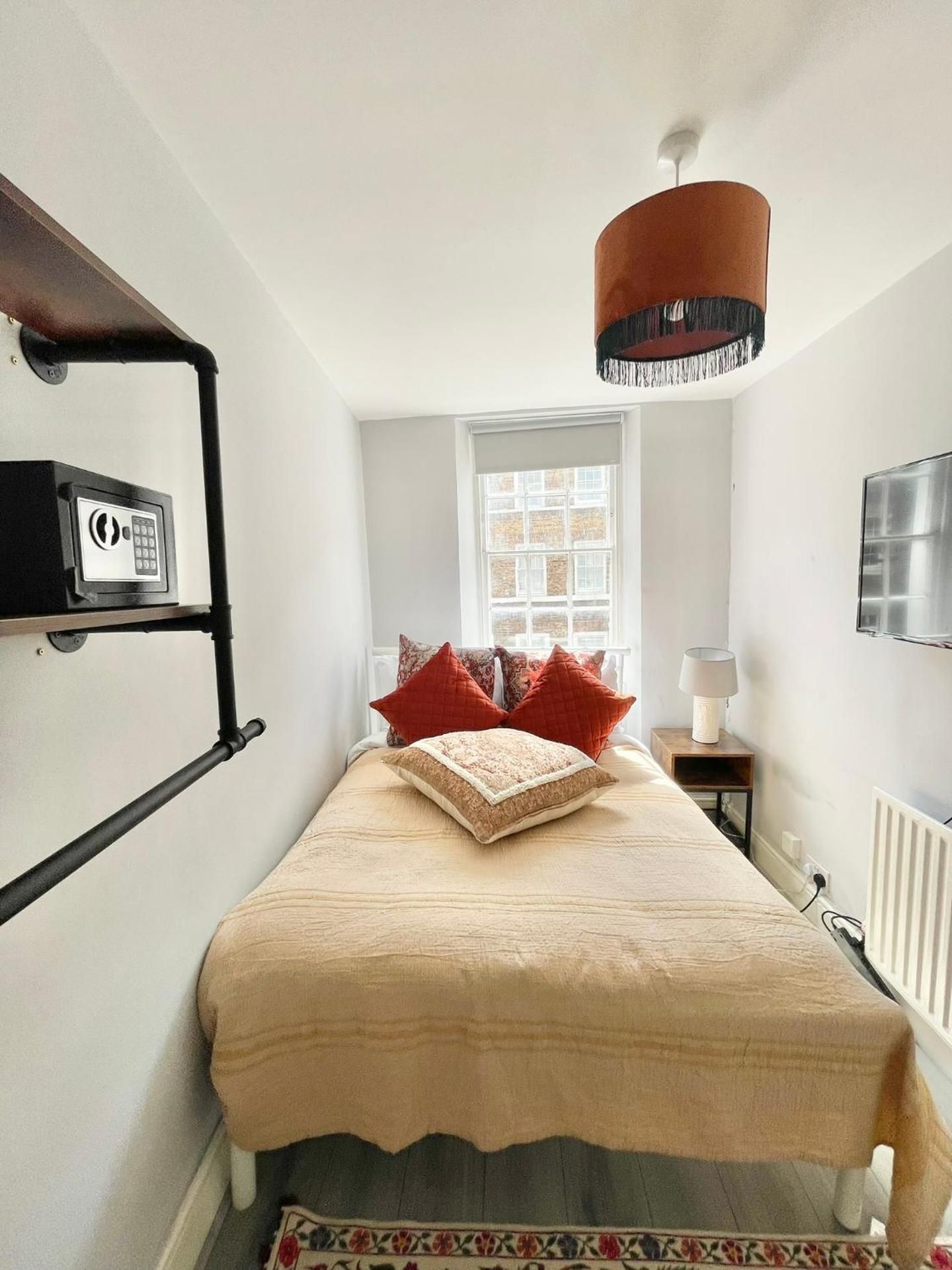 Double Room with Shared Bathroom