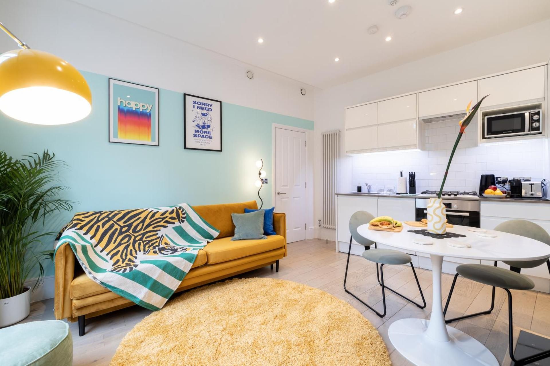 Superior One-Bedroom Apartment