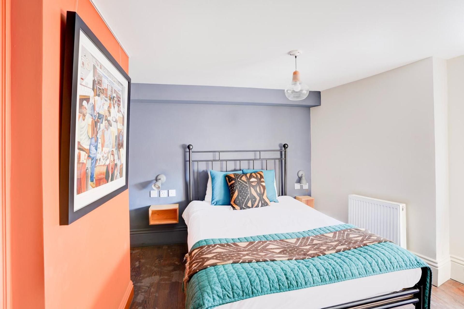 Standard Single Room with Shared Bathroom