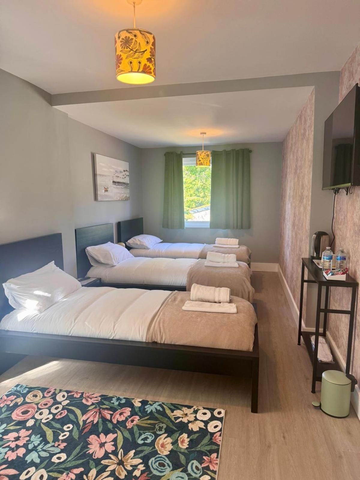 Triple Room with Private Bathroom