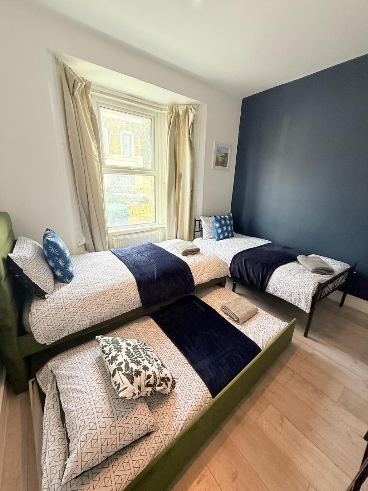Triple Room with Bathroom