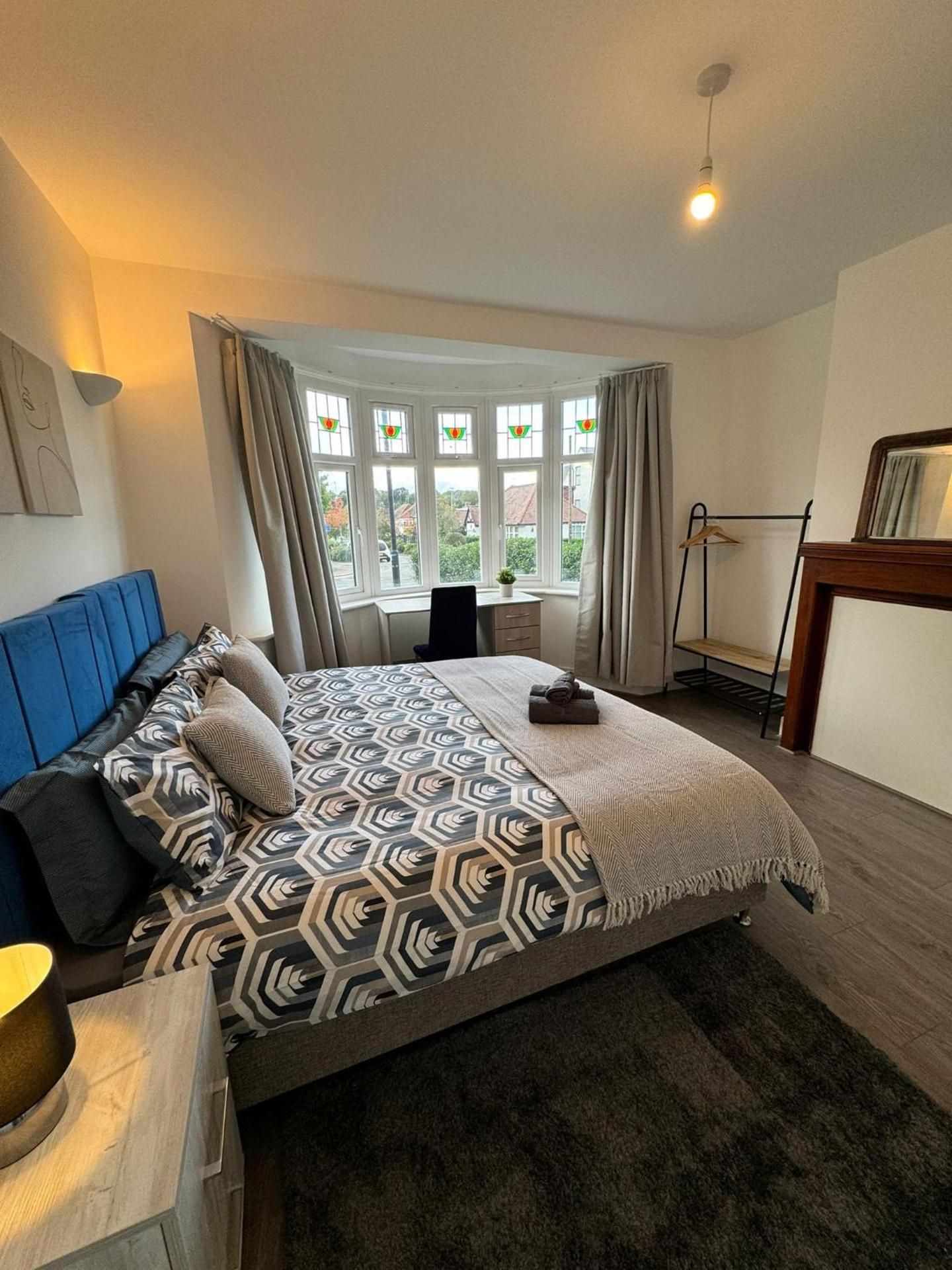 Standard Queen Room