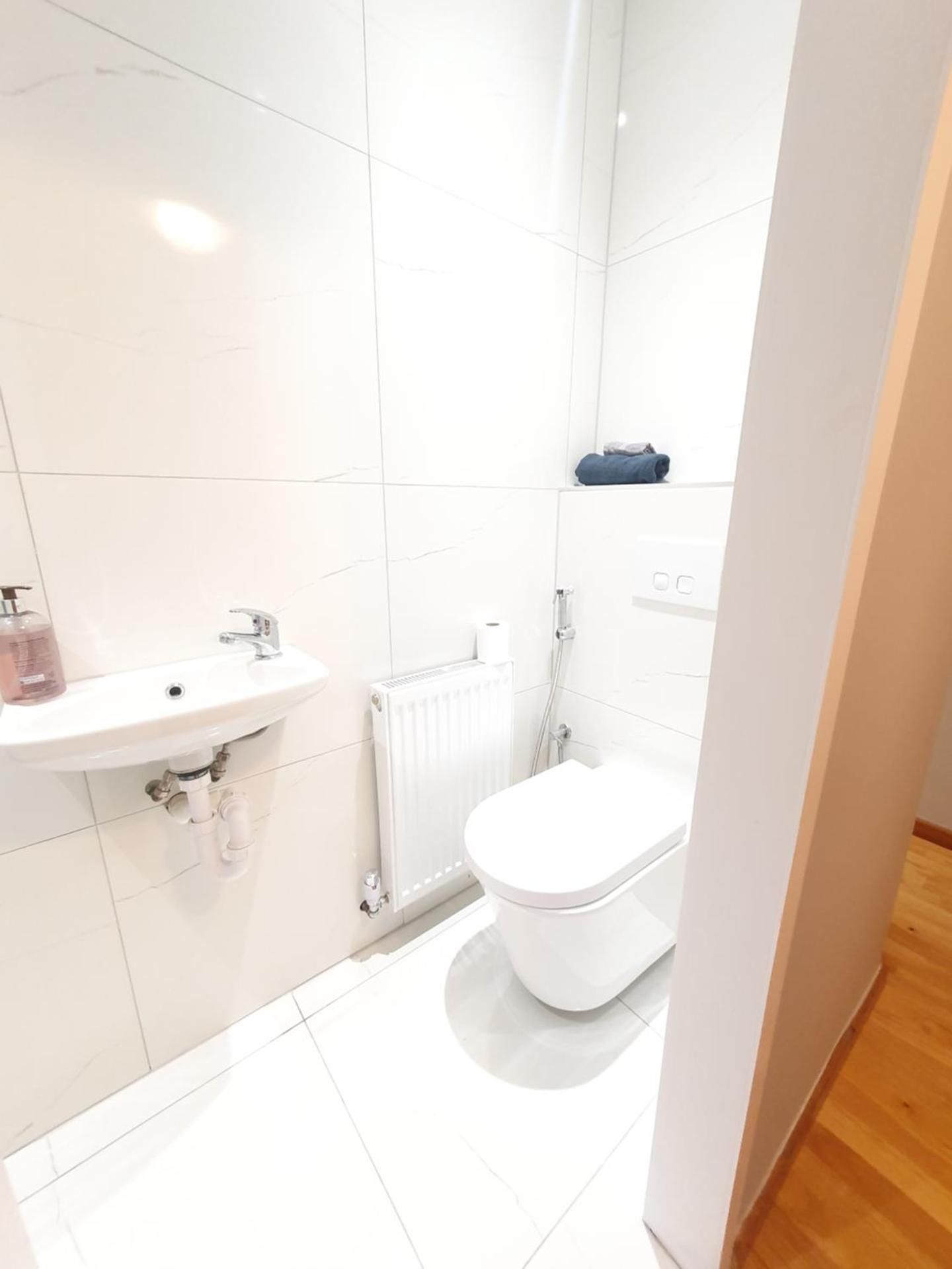 Deluxe Double Room with Shower