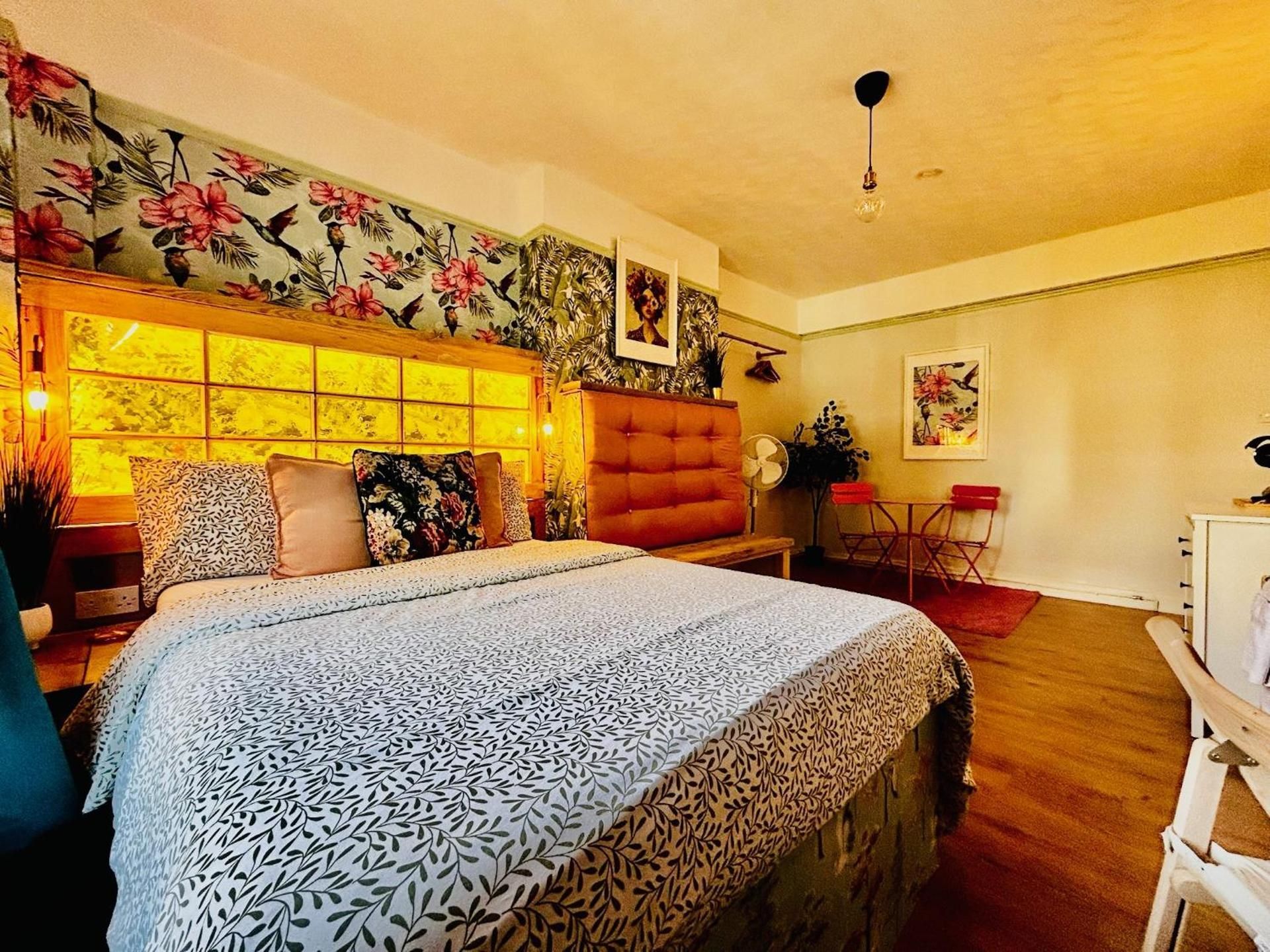 Large Double Room