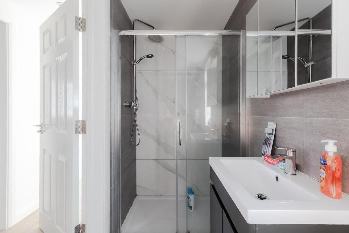 One-Bedroom Standard Apartment