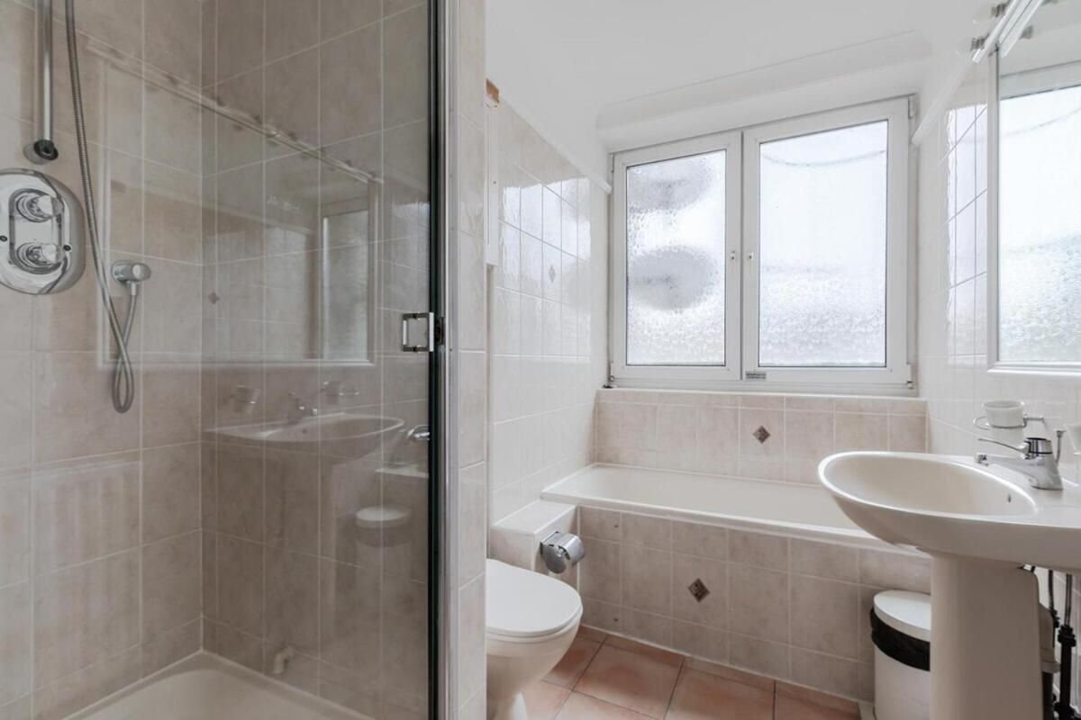 Standard Double Room with Shared Bathroom