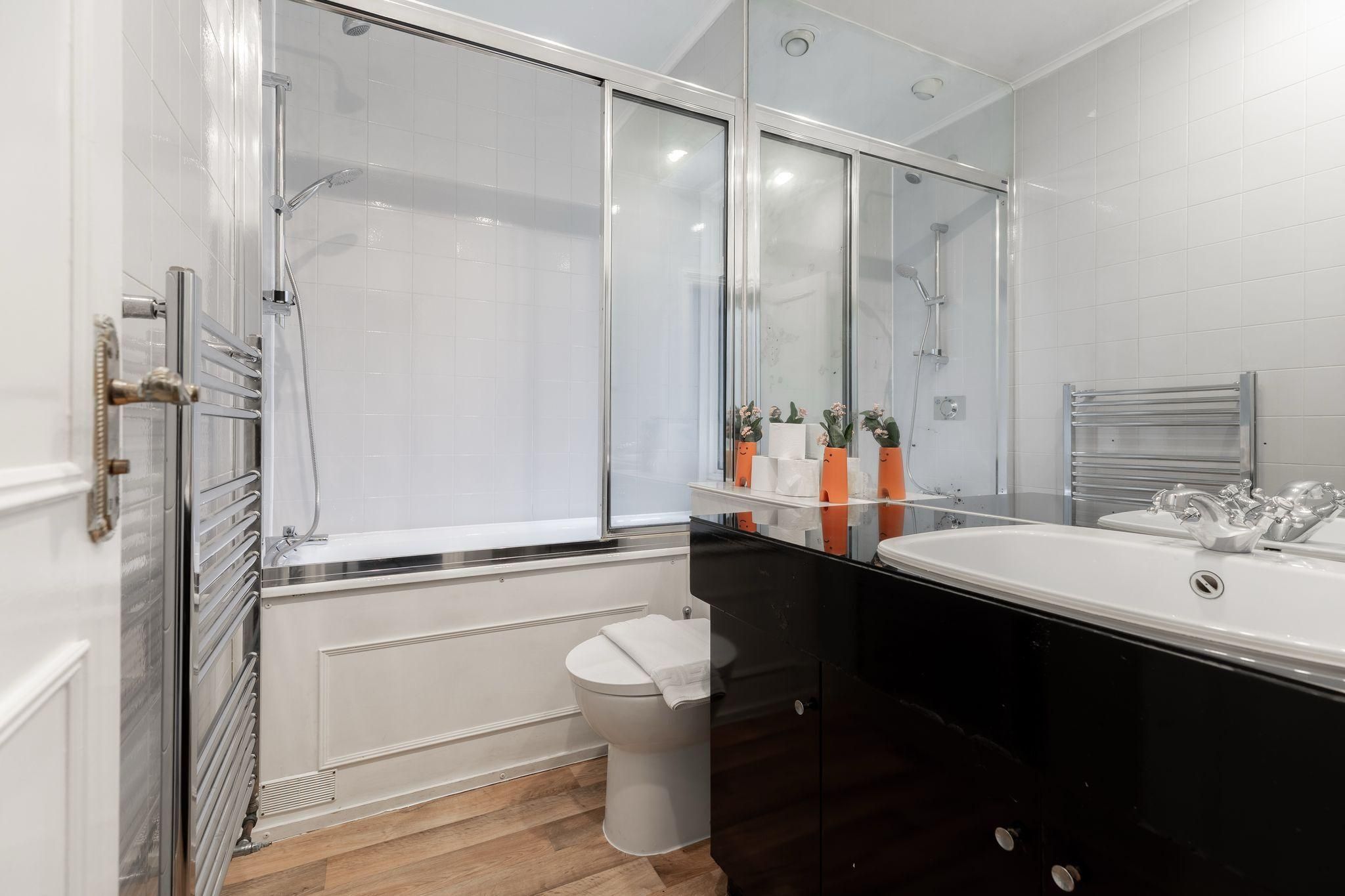 L8 Two Bedroom
