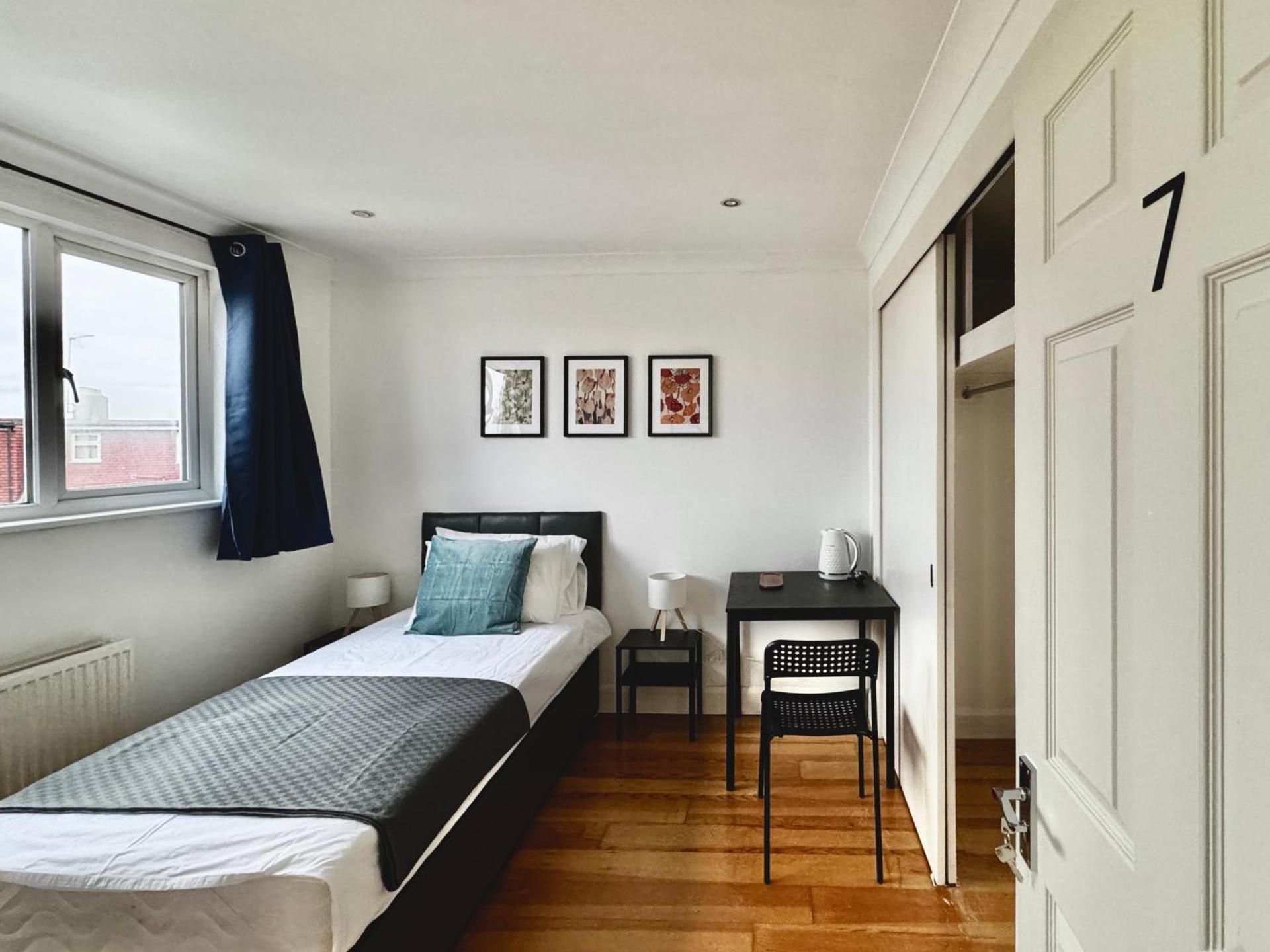 Large Single Room