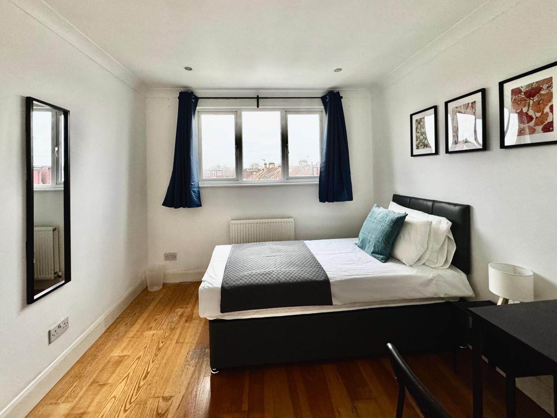 Large Single Room