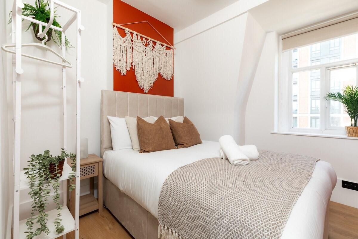 D4 Two Bedroom