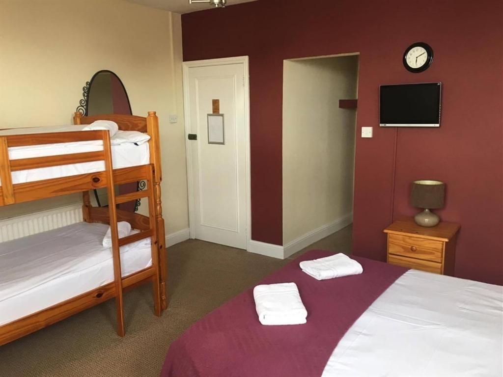 Quadruple Room with Shower