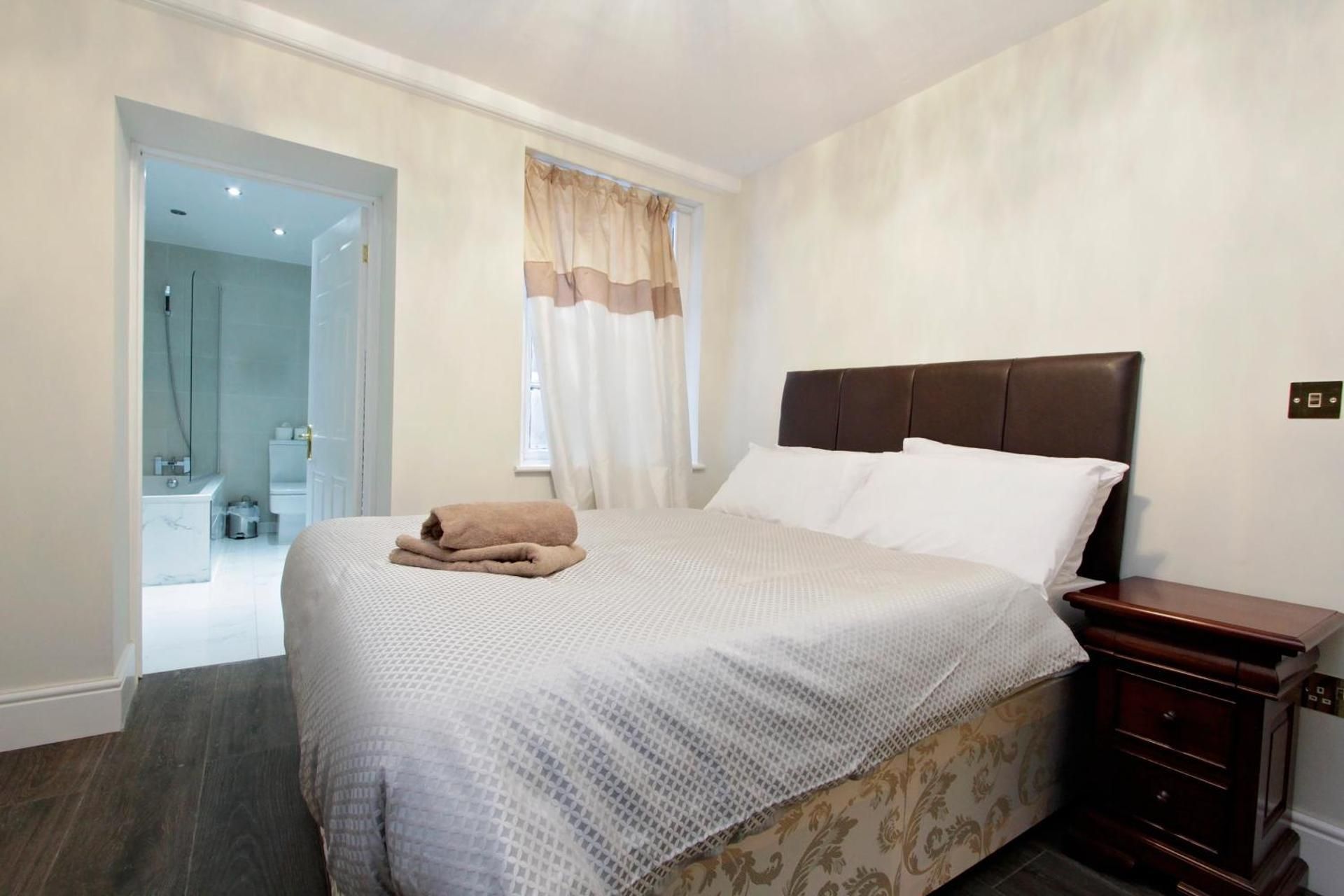 Cozy Double Room