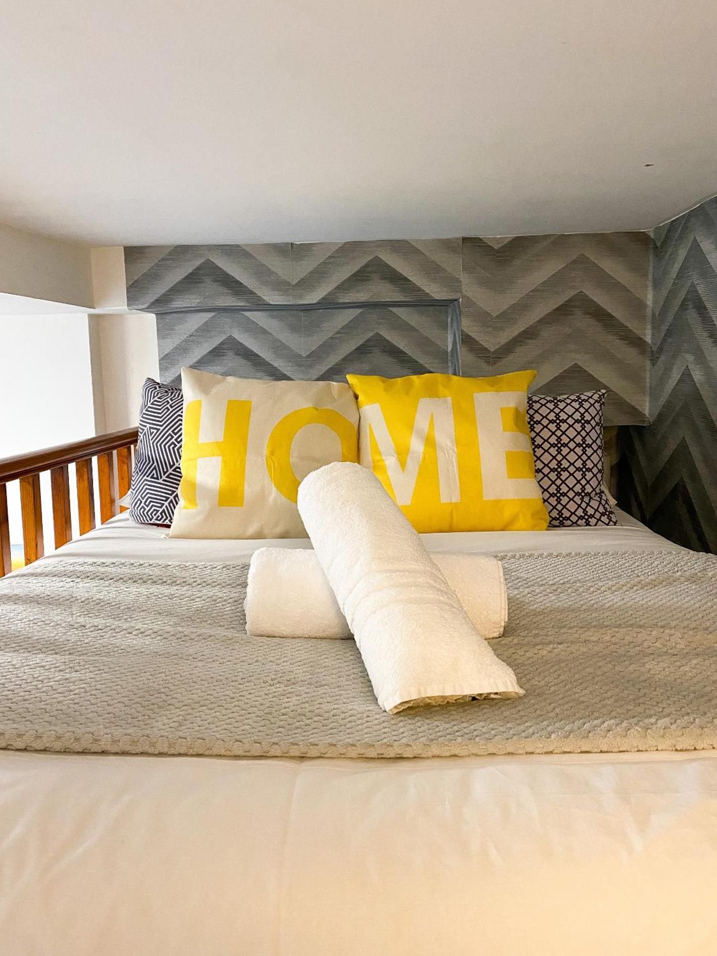 Standard-Studio-Ensuite with Shower