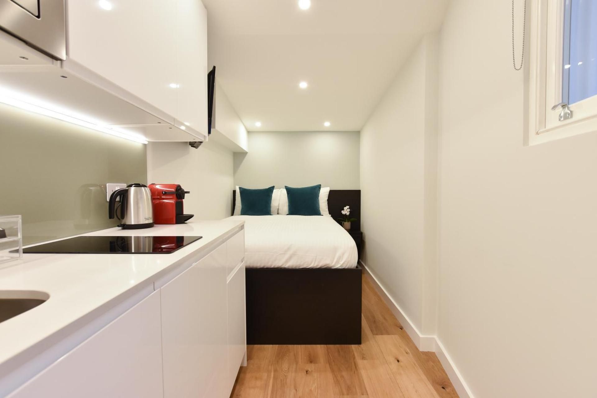 Lower ground floor Single Studio