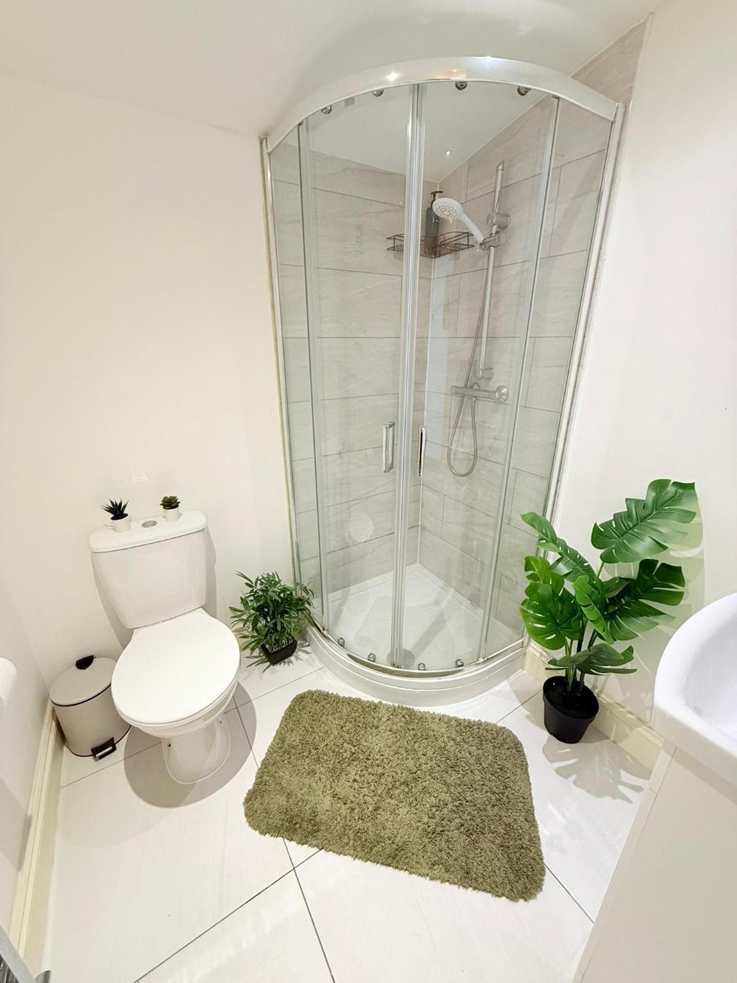 Double Room with Private External Bathroom
