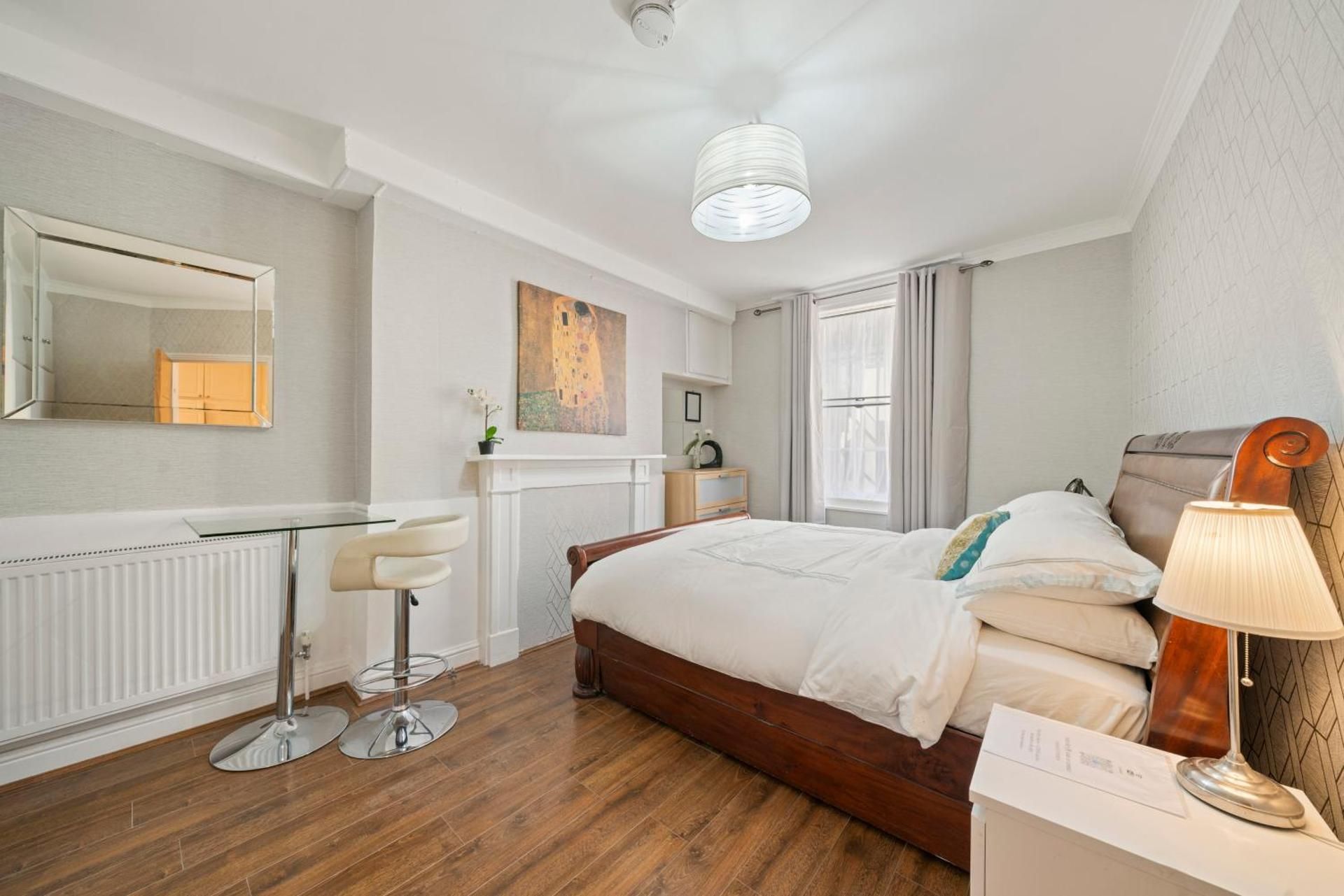 Double Room with Private Bathroom