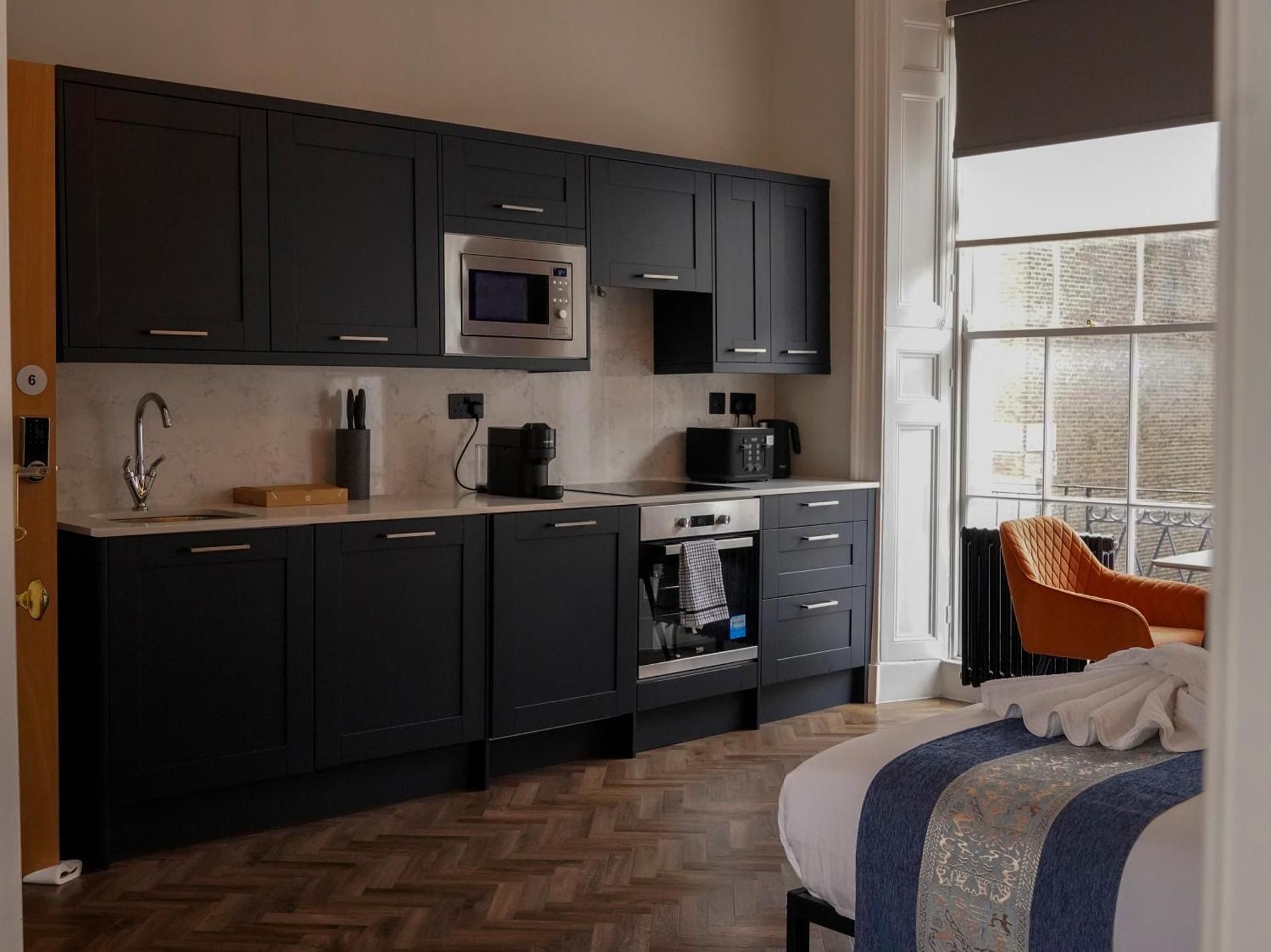 Deluxe Double Studio